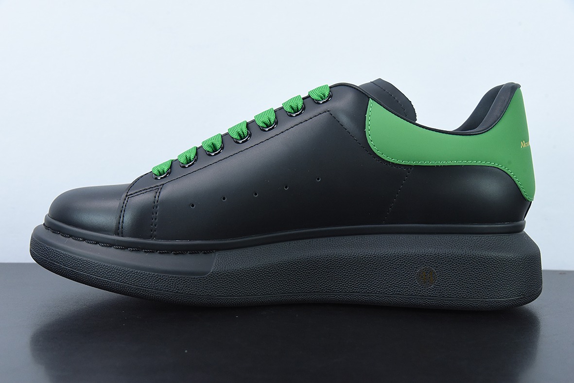 Alexander McQueen 亚历山大麦昆松糕鞋厚底增高小白鞋