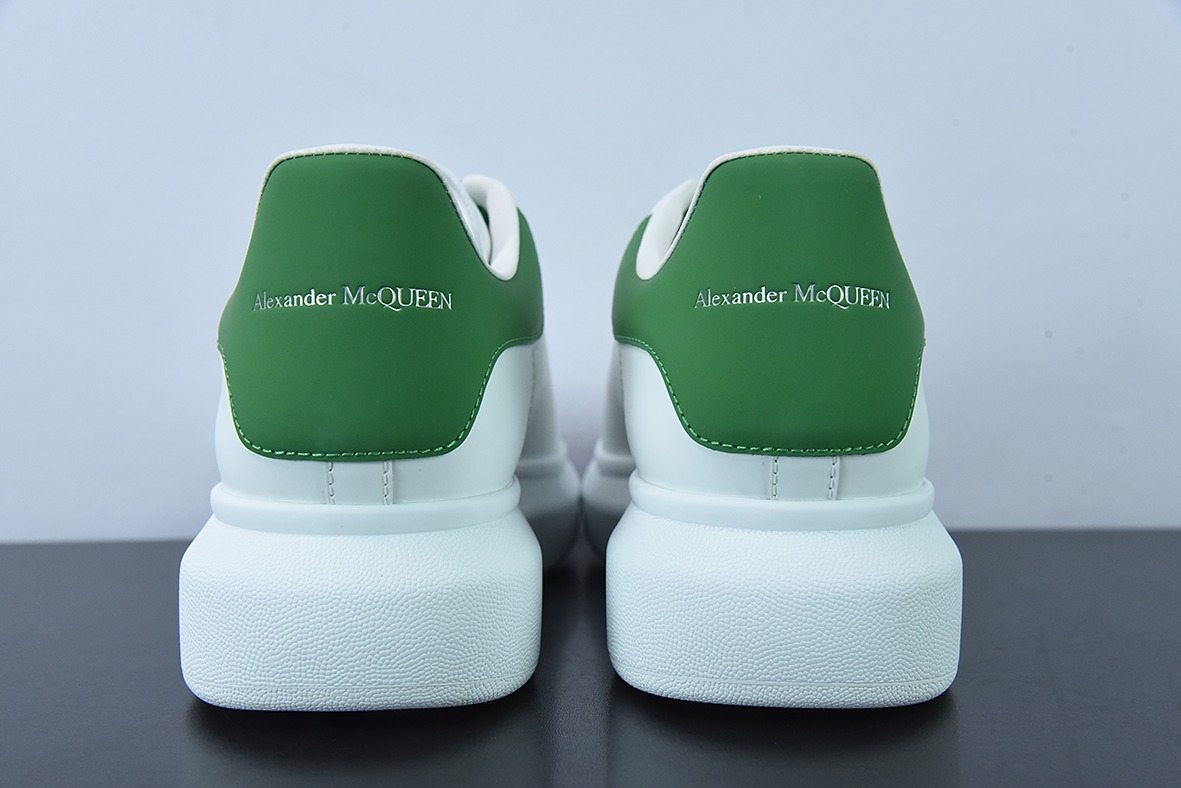 Alexander McQueen 亚历山大麦昆松糕鞋厚底增高小白鞋