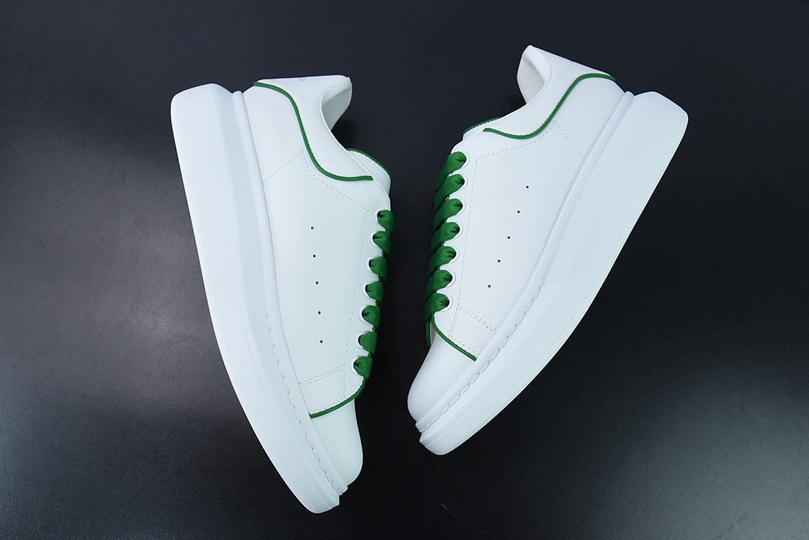 Alexander McQueen 亚历山大麦昆松糕鞋厚底增高小白鞋