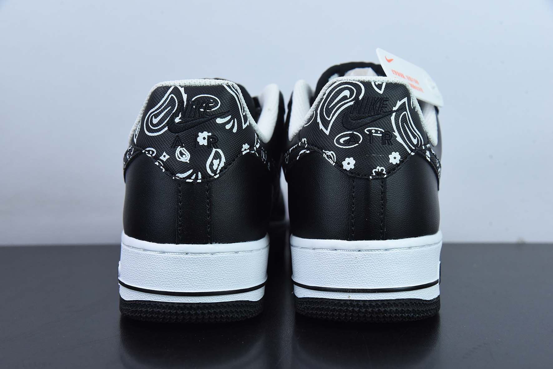 Air Force 1’07 Low"Black Paisley"空军一号白腰果花反光”低帮休闲板鞋 XM6389-316