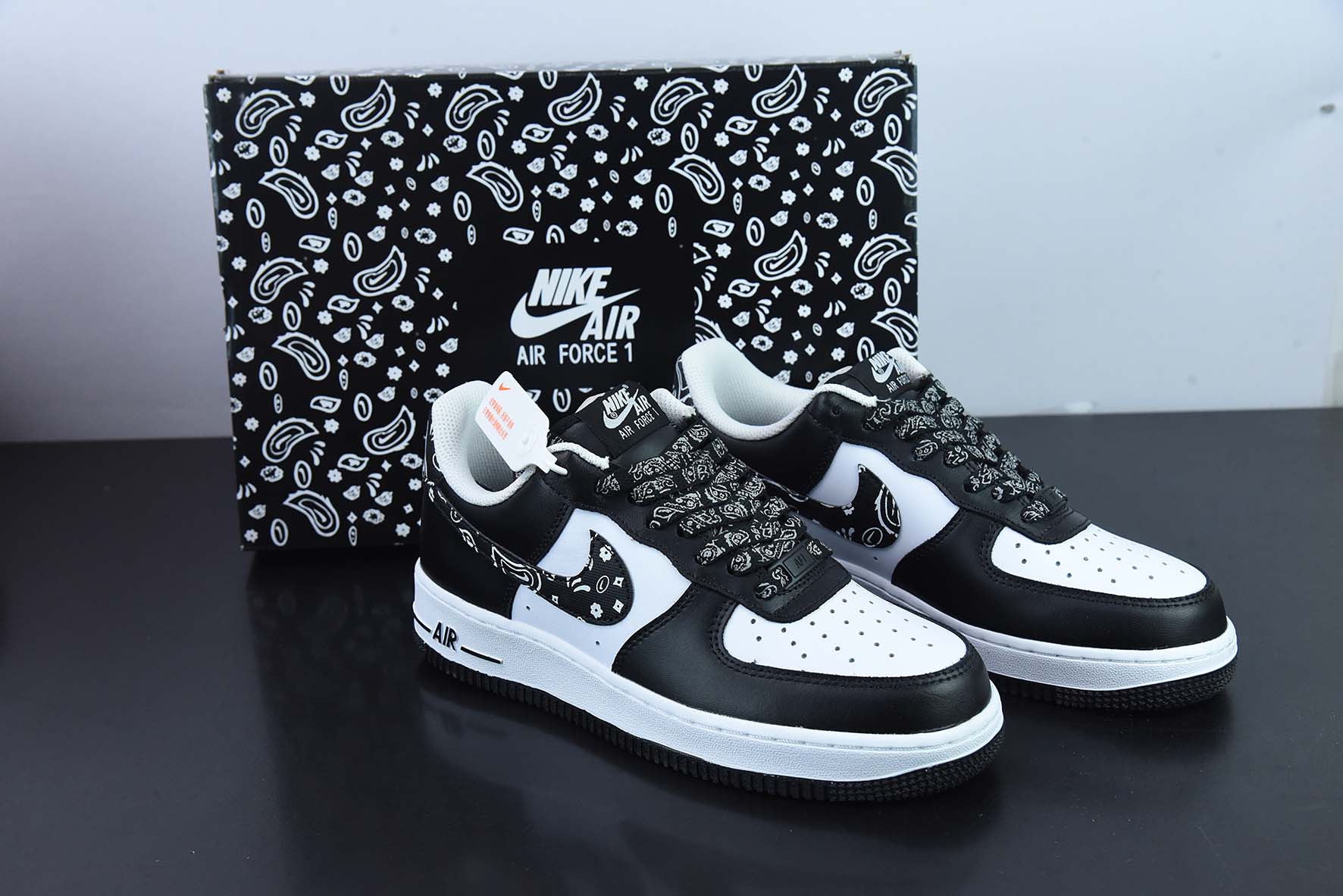Air Force 1’07 Low"Black Paisley"空军一号白腰果花反光”低帮休闲板鞋 XM6389-316