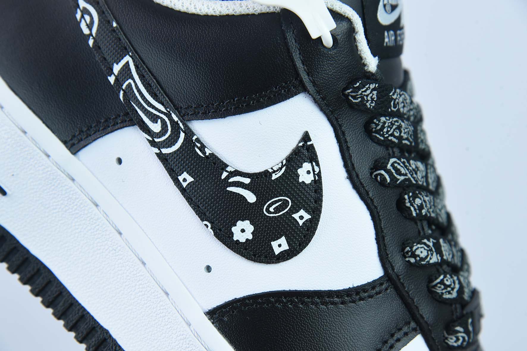 Air Force 1’07 Low"Black Paisley"空军一号白腰果花反光”低帮休闲板鞋 XM6389-316