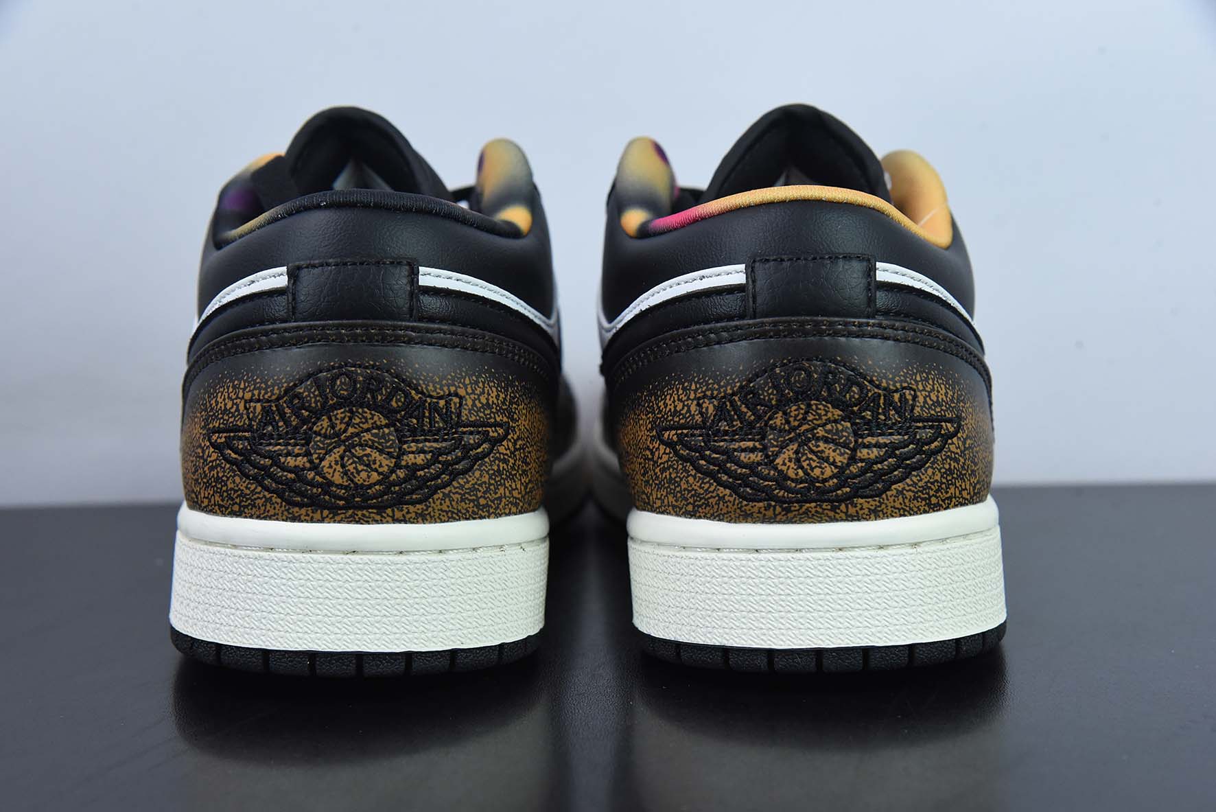 Air Jordan 1 Low "Wear Away" AJ1 乔1磨损做旧 低帮篮球鞋 DQ8422-001