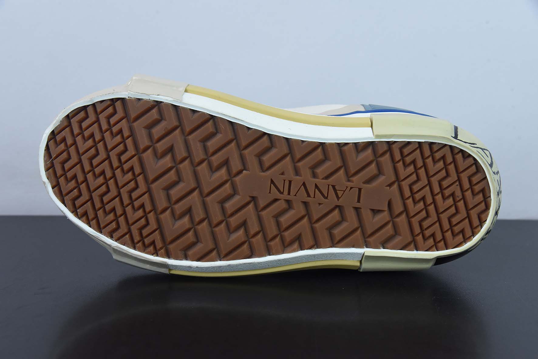YUG21405250C LANVIN帆布鞋