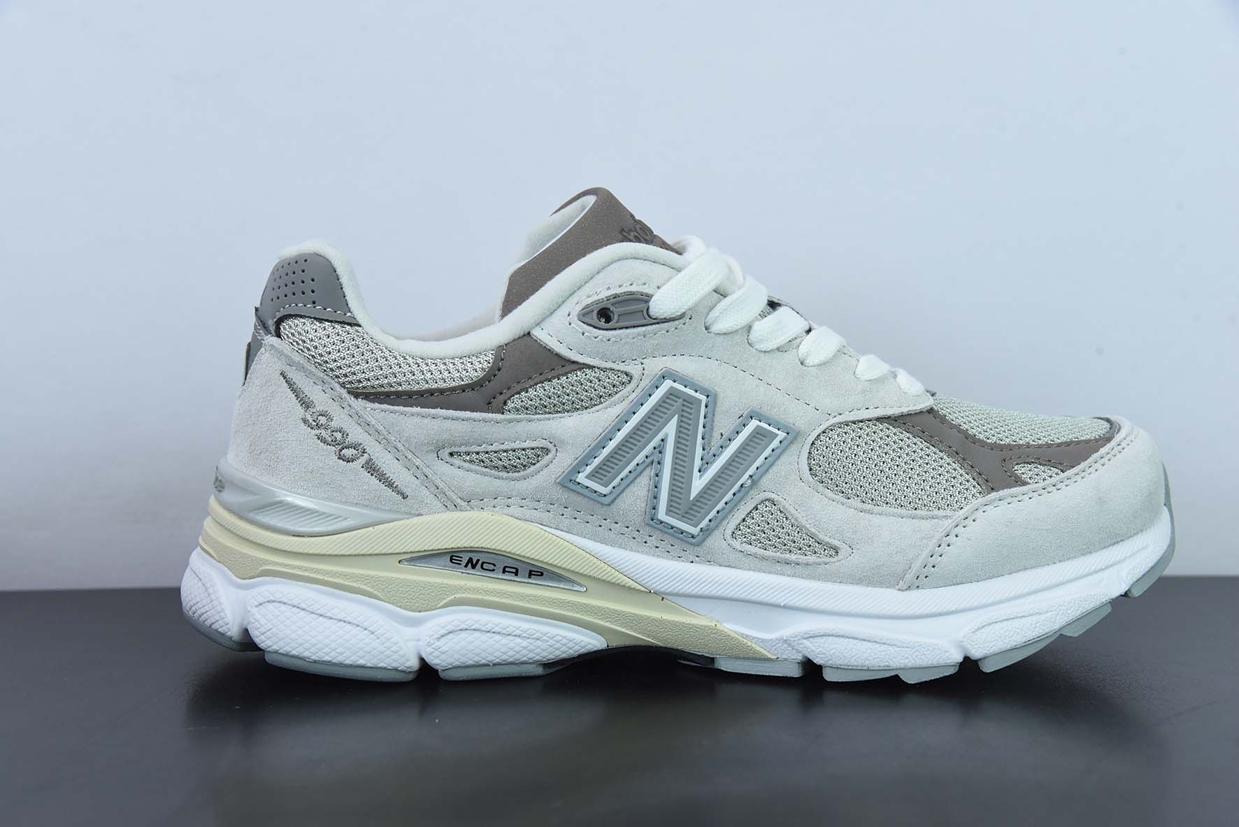 New Balance M990AL3 货号：M990SC3 新百伦NB990V3 白色名媛网