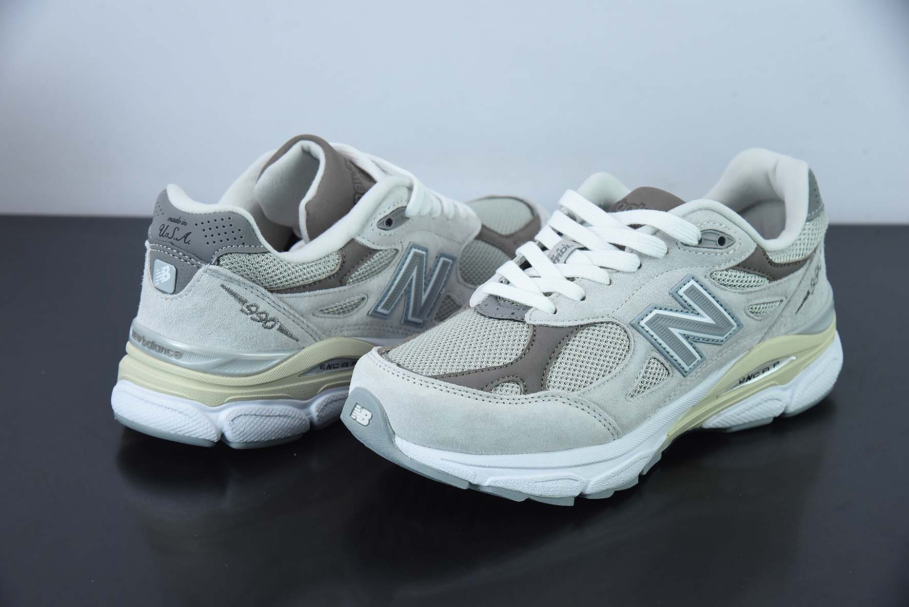 New Balance M990AL3 货号：M990SC3 新百伦NB990V3 白色