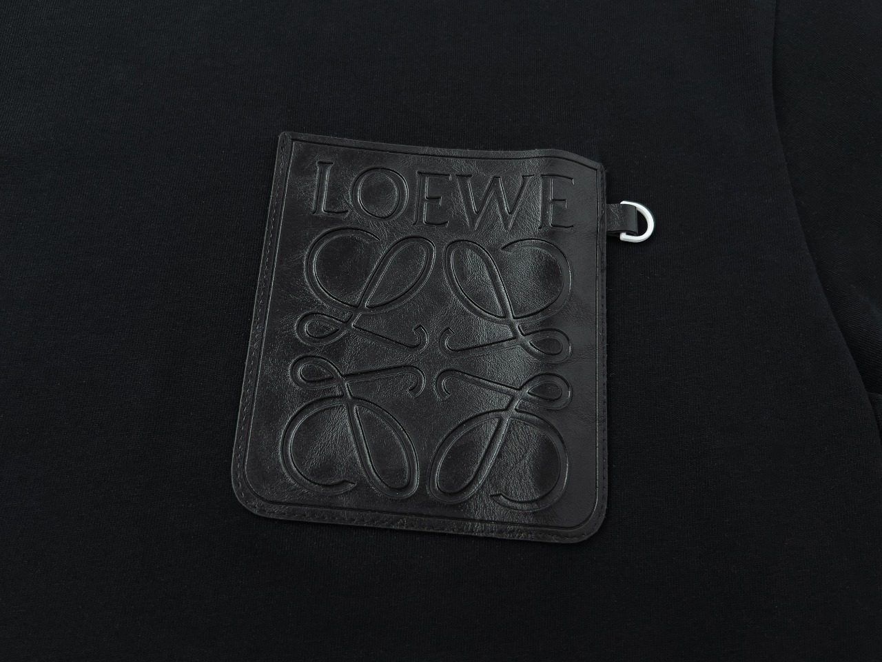 Loewe LOEWE 2025春夏新款短袖 罗意威 皮牌T恤 定制32支双纱紧密全棉240g面料