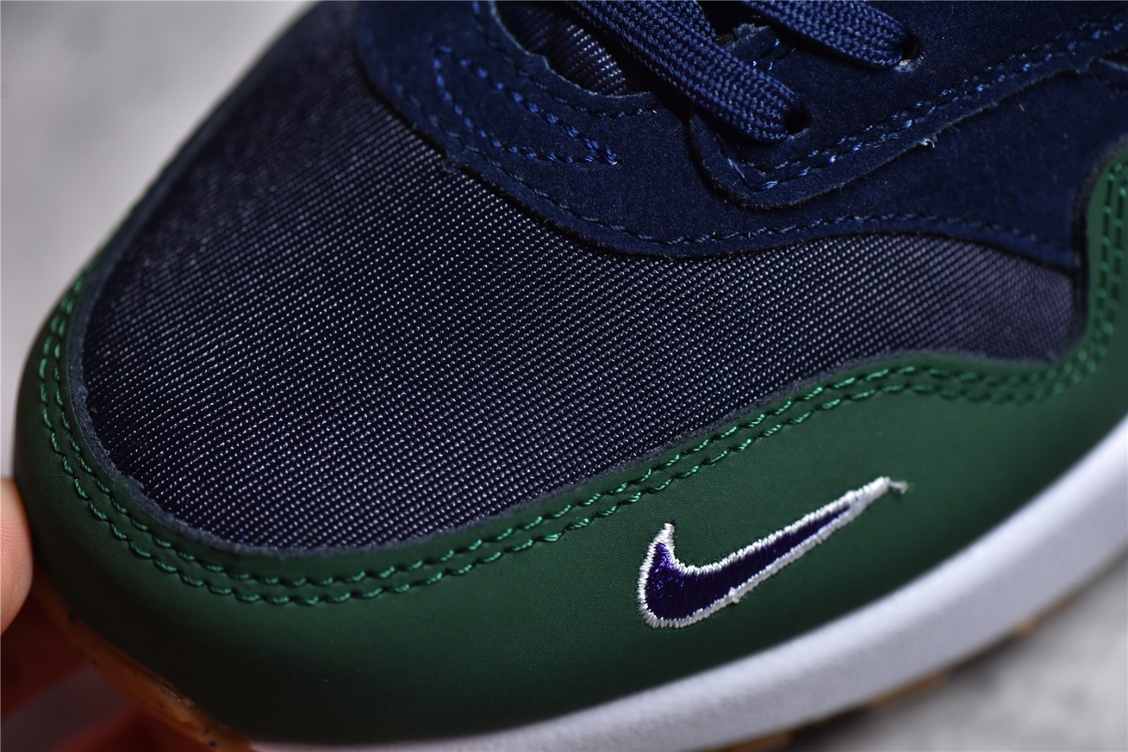 ▪️ Detalle de autenticación Nk Air Max 1 Nike air bag de media suela zapatillas de running retro DV3887-400