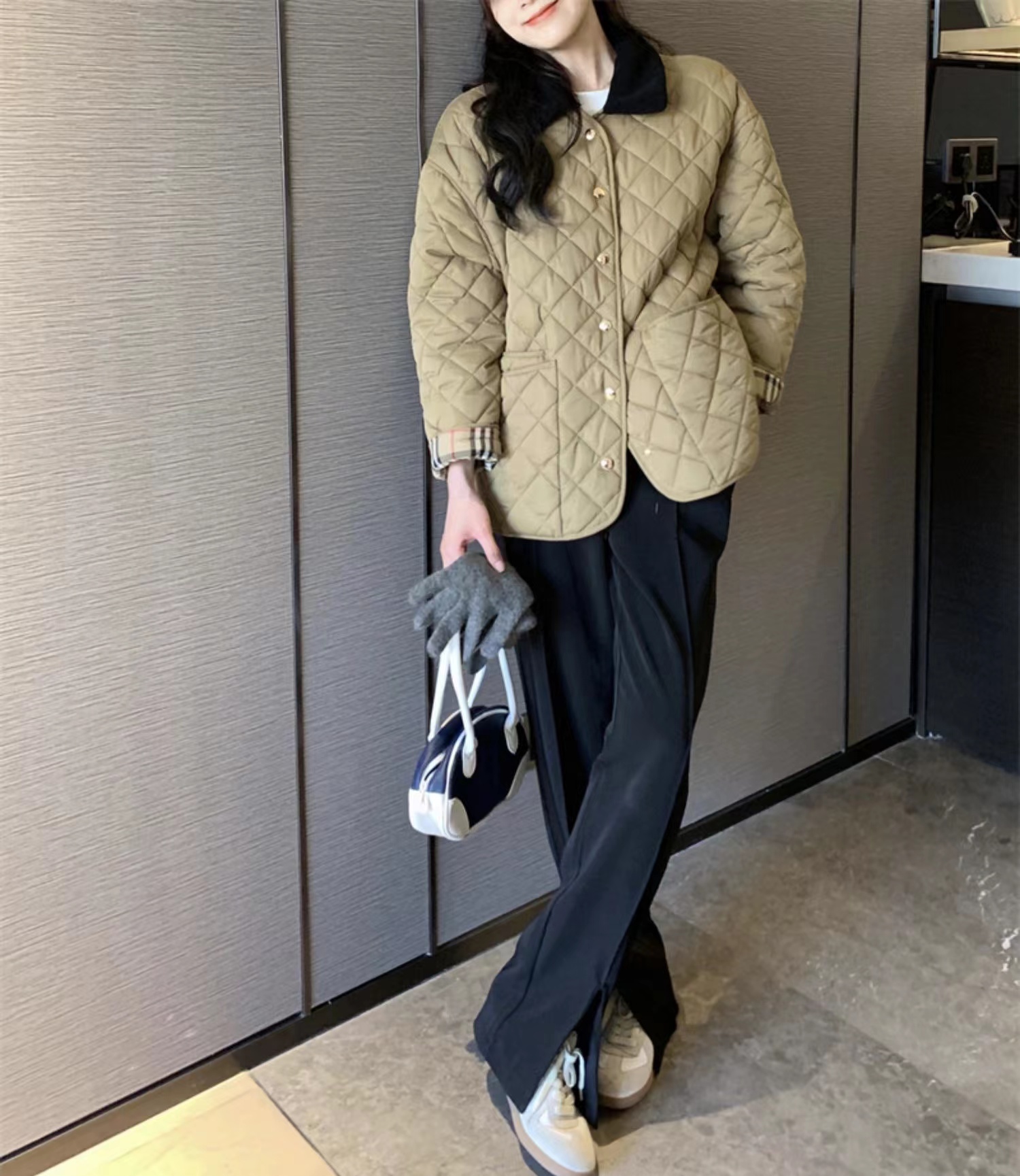 Burberry巴宝莉限定款格子绒棉服冬季必备单款