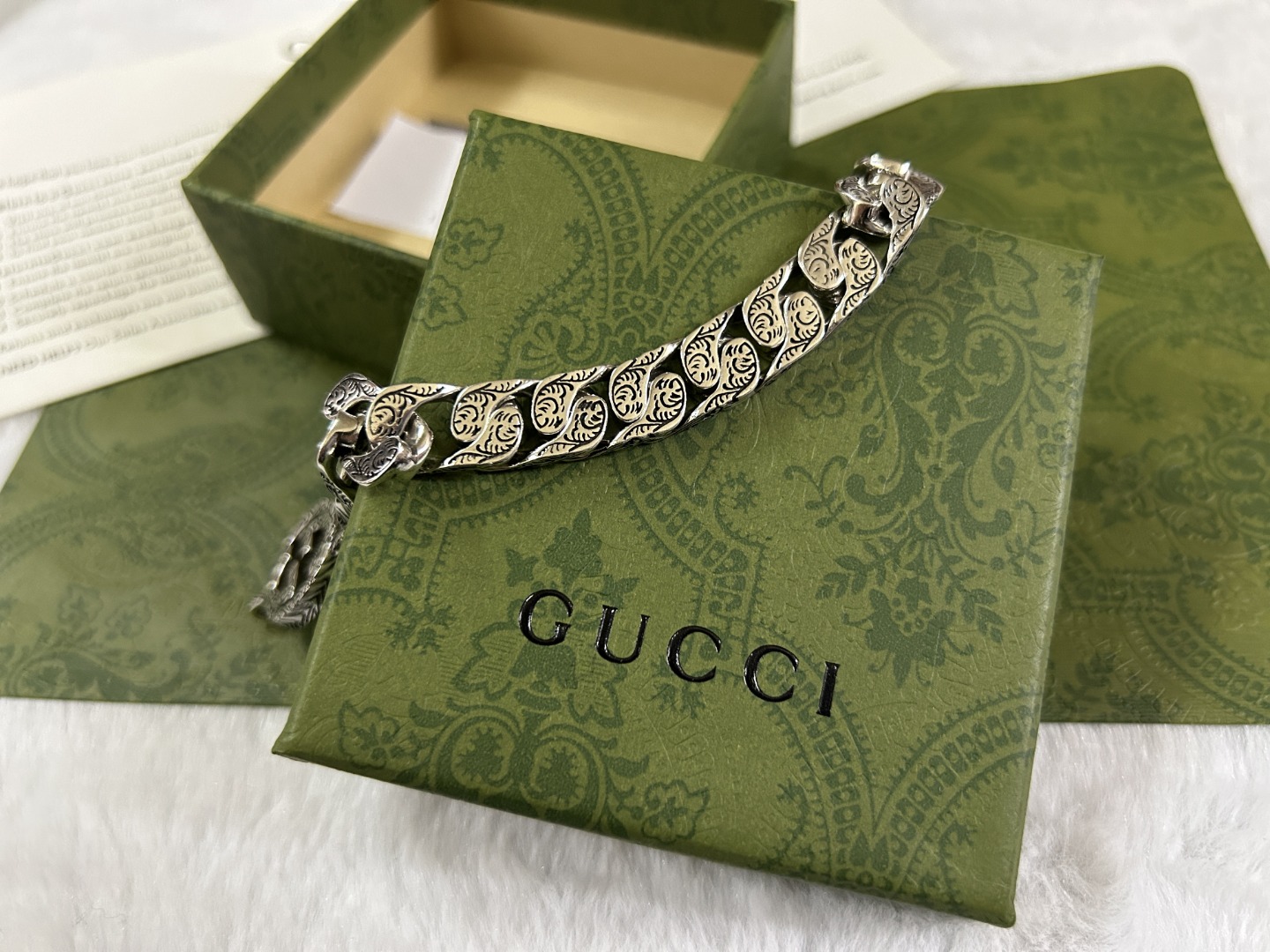 Gucci 古驰 雕花手链 长度：18-20-22CM