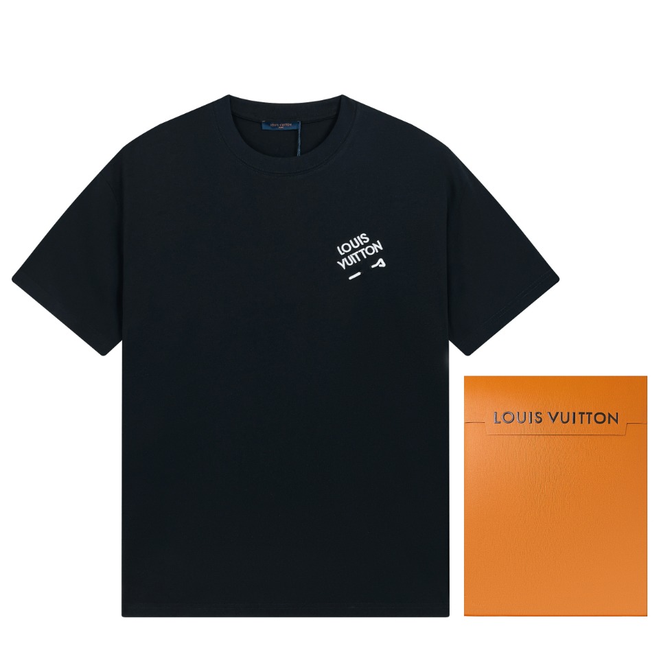 Louis’ House 1V Early Spring 2023 Embroidered T-Shirt Collection: Black & White Options - 图片 1