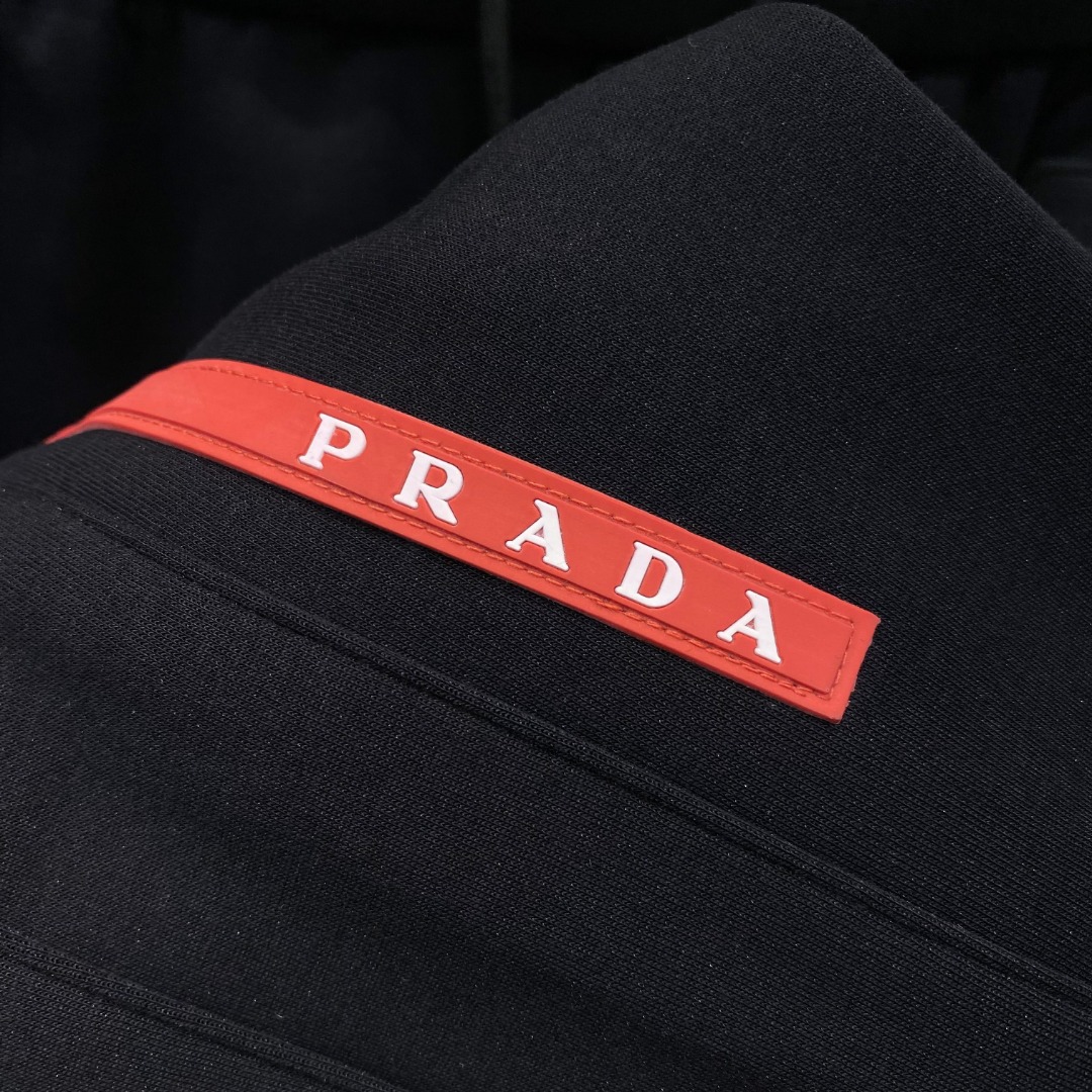 P*rada 普拉达# 2022秋冬最新男士内里水貂绒休闲卫裤