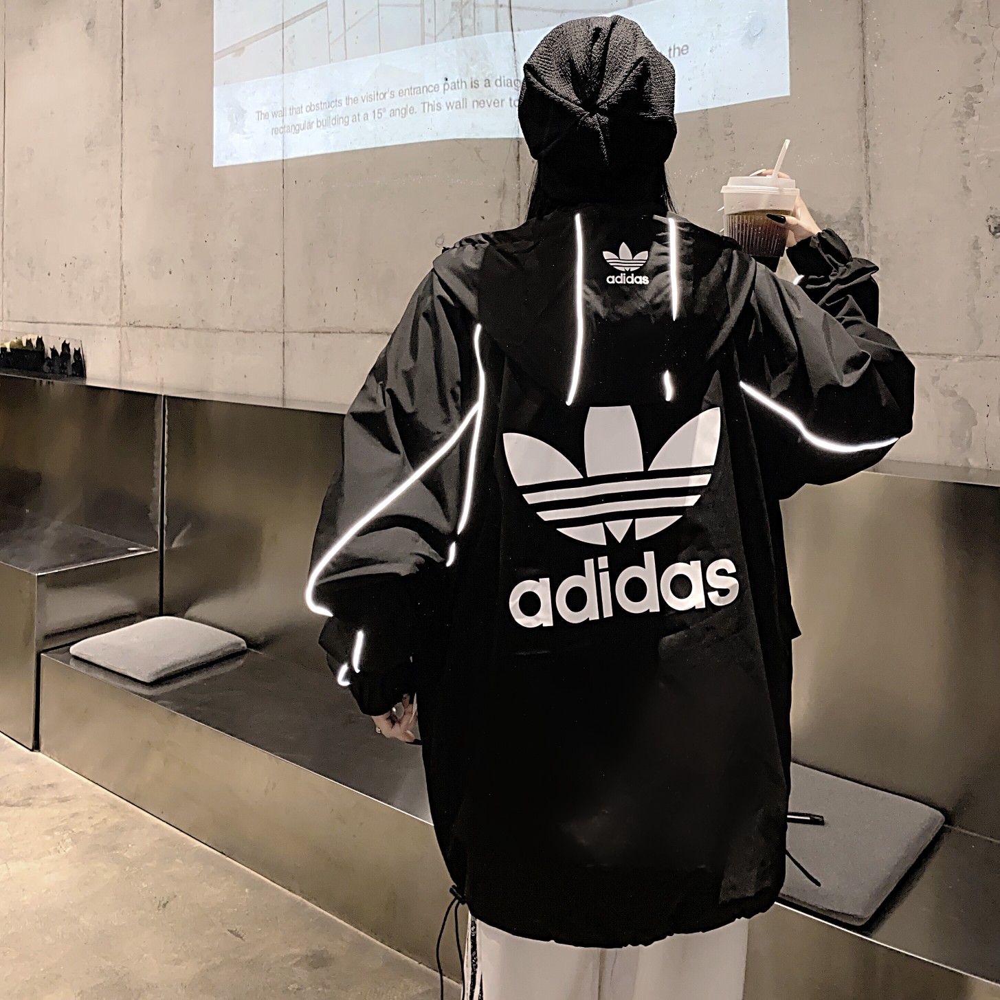 Adidas/阿迪达斯超火新款反光外套