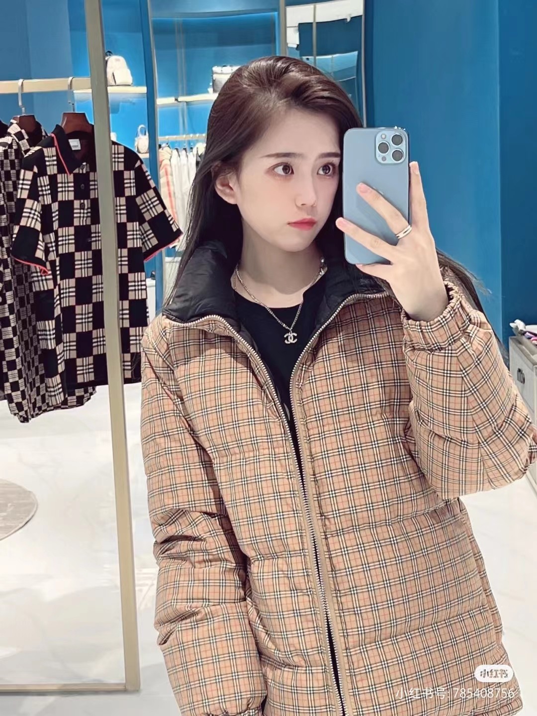 Burberry 巴宝莉最新经典款格子双面穿羽绒服