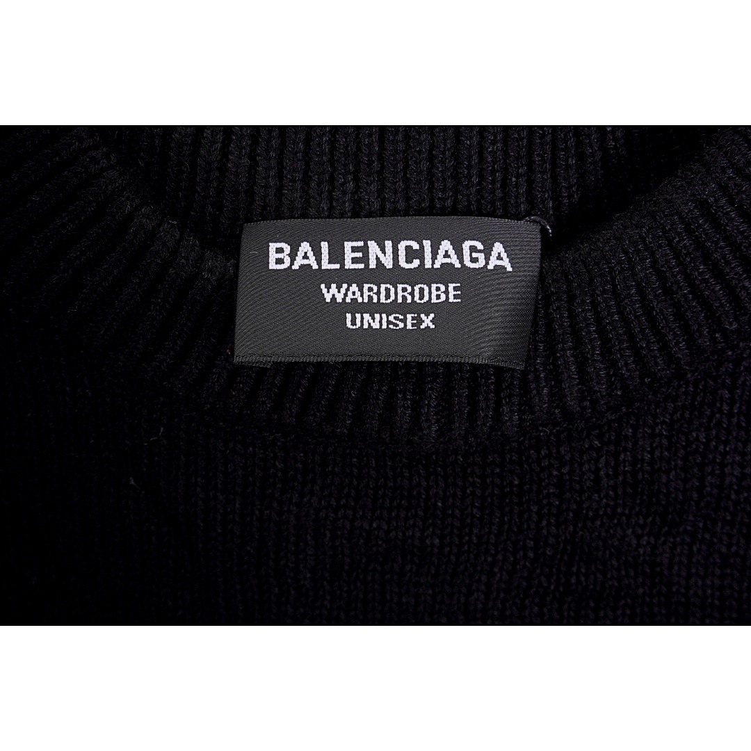 300 Balenciaga/巴黎世家 22FW 褶皱锁扣小标圆领毛衣