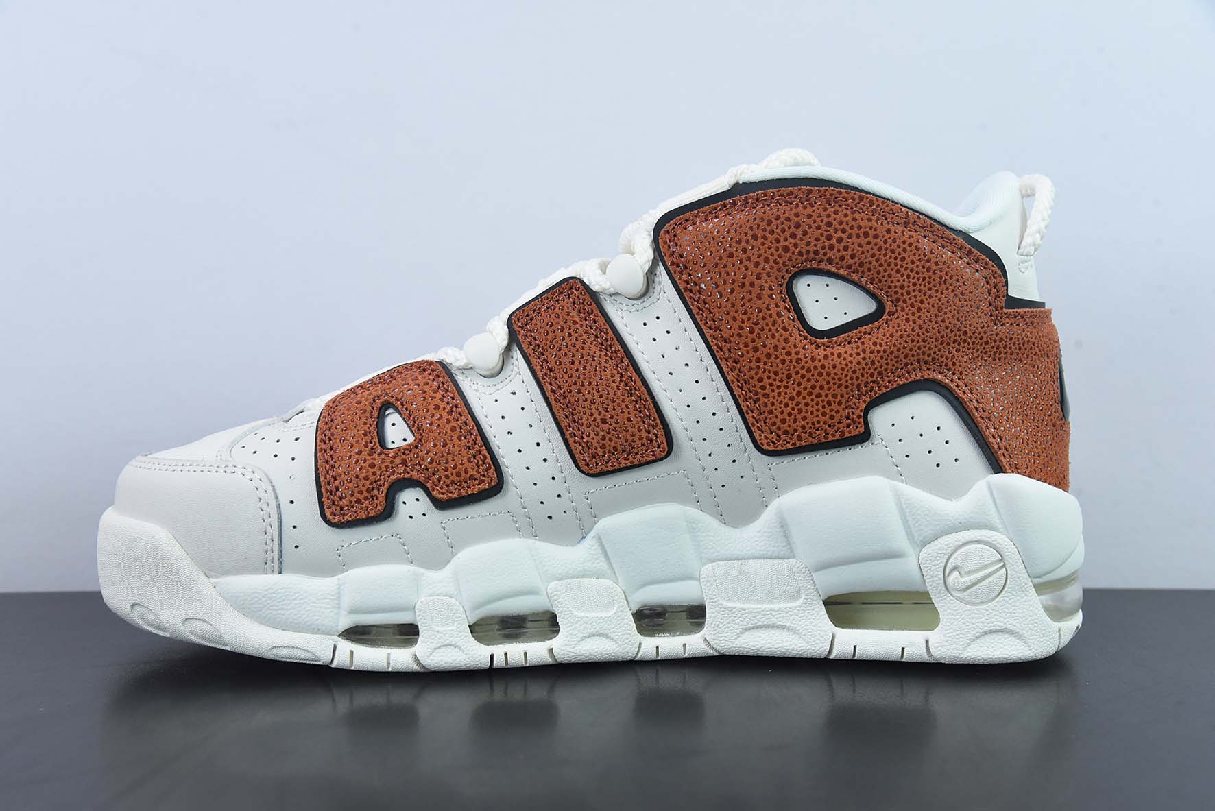 [Air Force Series]AirMoreUptempo White Brown Represents the highest version o