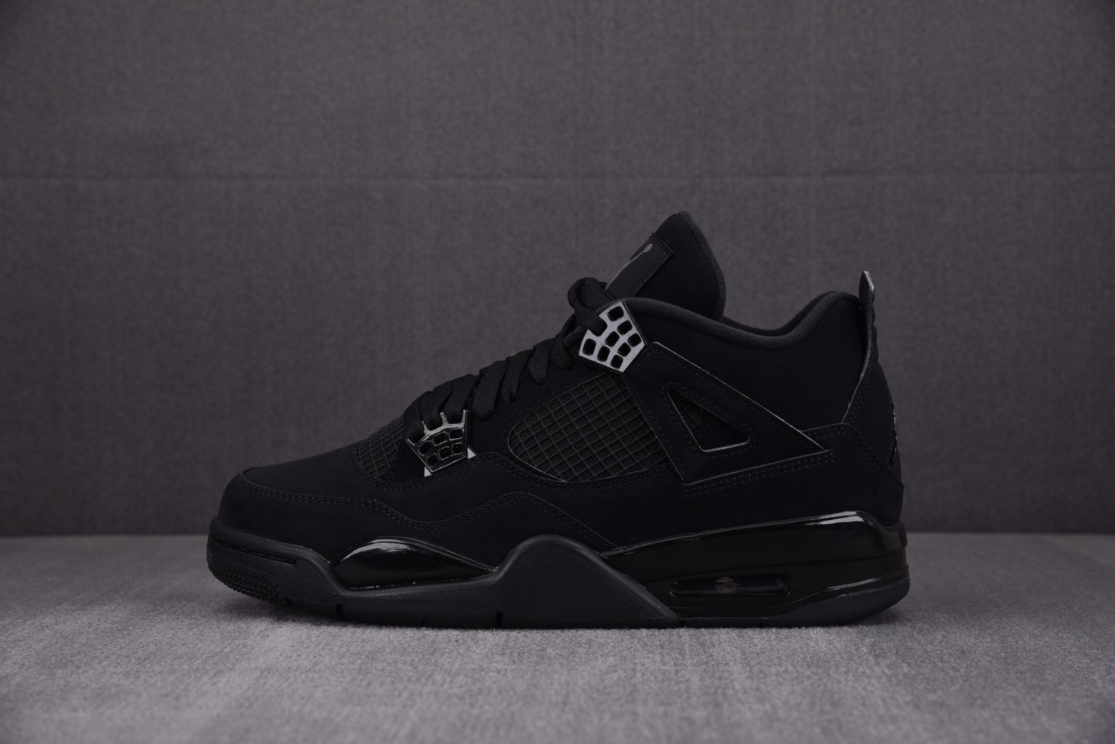 AJ4黑猫尺码40-48.5总裁R版出品-AirJordan4BlackCatAJ4黑猫纯黑CU1110