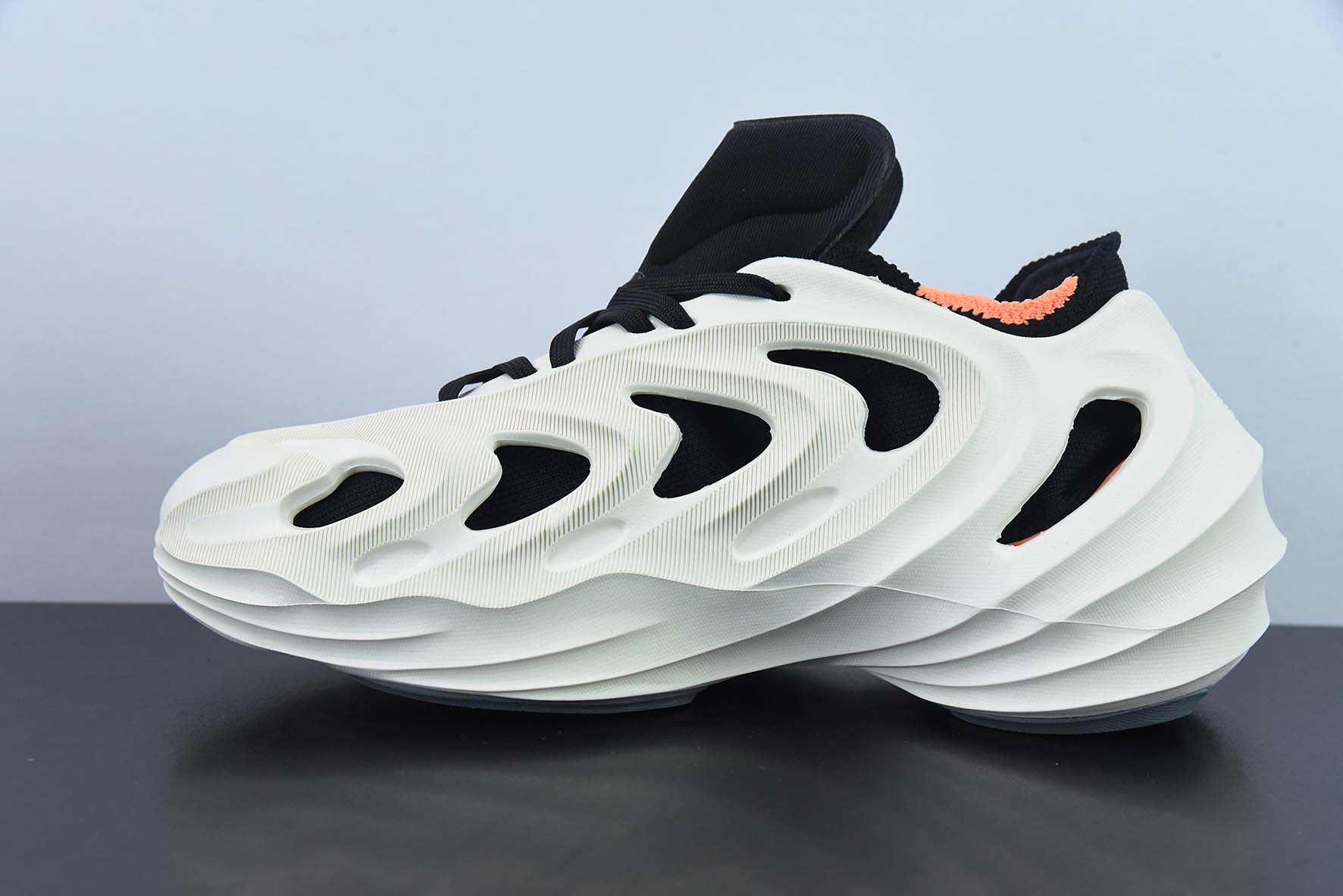 Adidas AdiFOM Q 镂空白黑 阿迪全新系列秋冬季洞洞鞋HP6582818