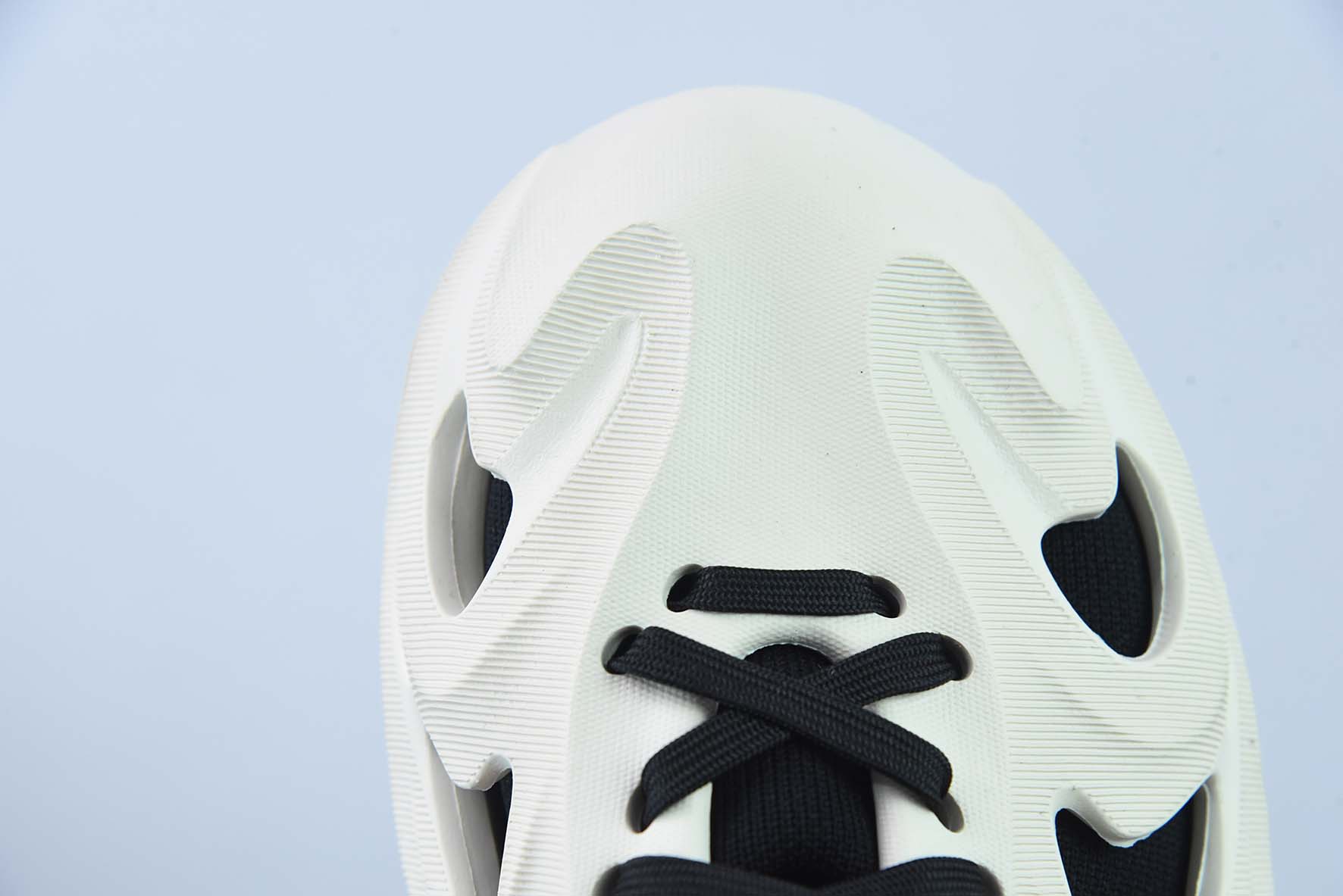 Adidas AdiFOM Q 镂空白黑 阿迪全新系列秋冬季洞洞鞋HP6582818