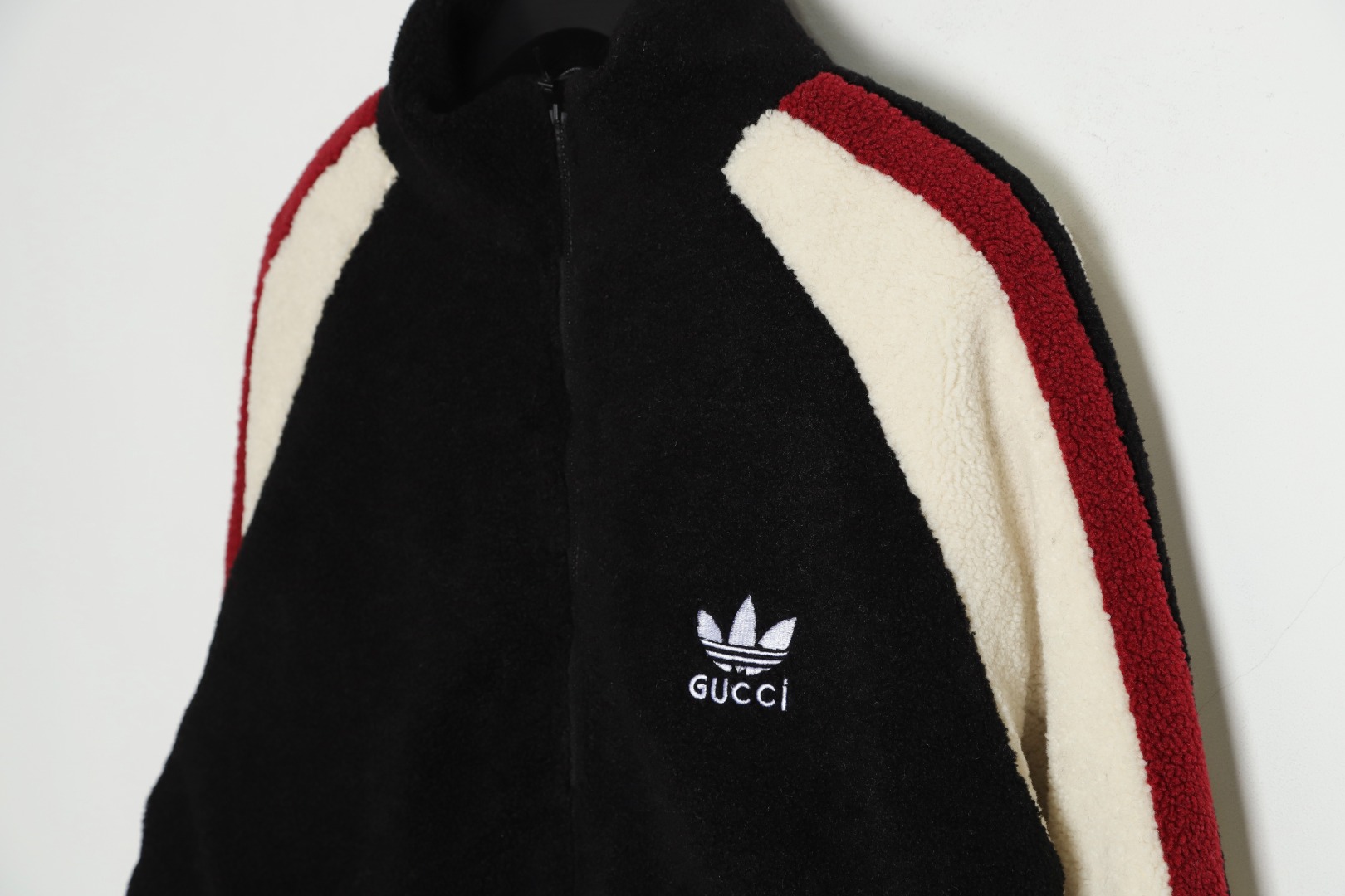 GUCCIadidas三叶草刺绣LO