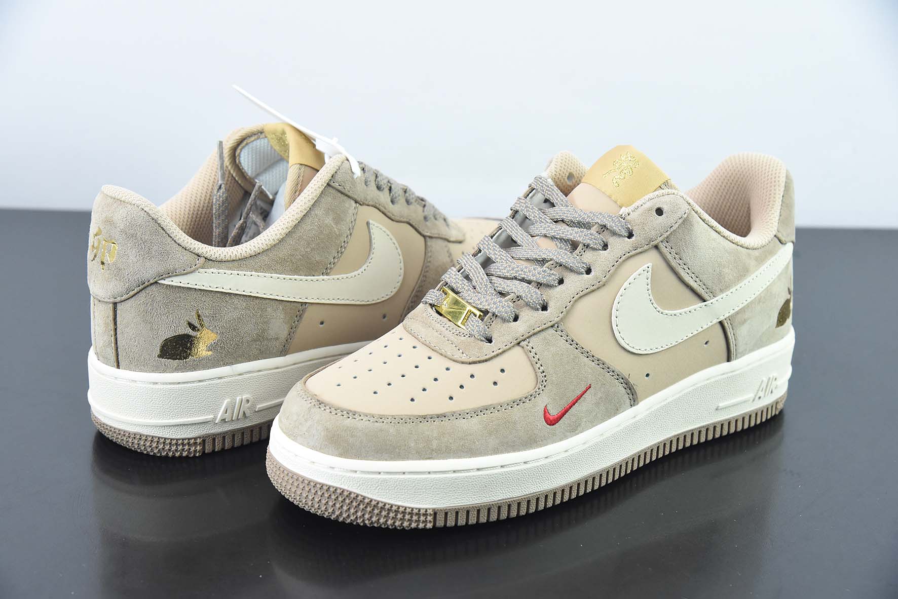 NIke Air Force 1 '07 Low “中国年-金兔送福”空军一号 低帮货号:BS9055-814
