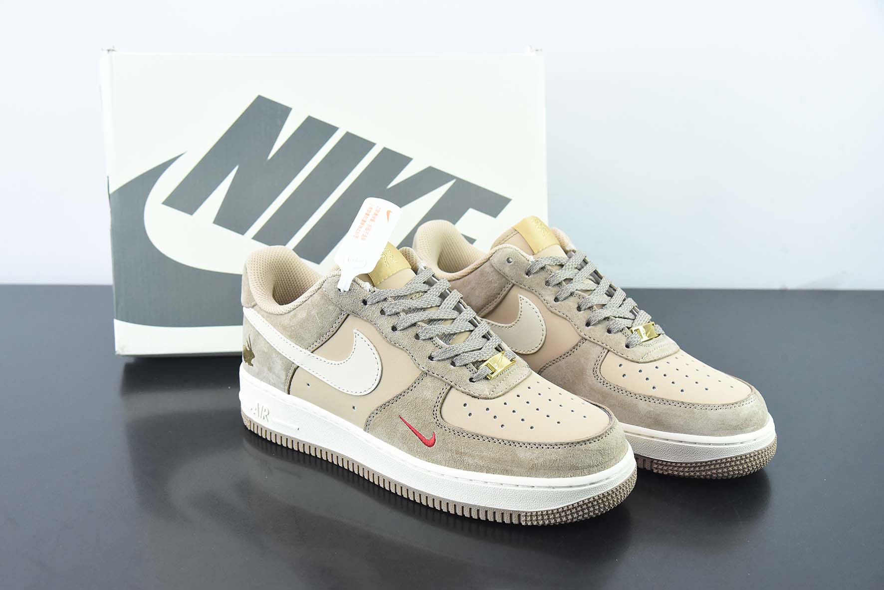 NIke Air Force 1 '07 Low “中国年-金兔送福”空军一号 低帮货号:BS9055-814