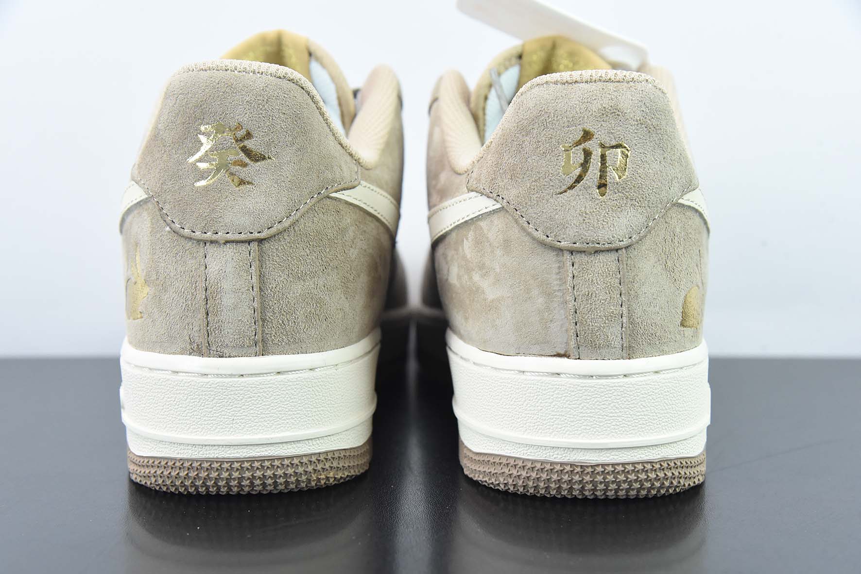NIke Air Force 1 '07 Low “中国年-金兔送福”空军一号 低帮货号:BS9055-814