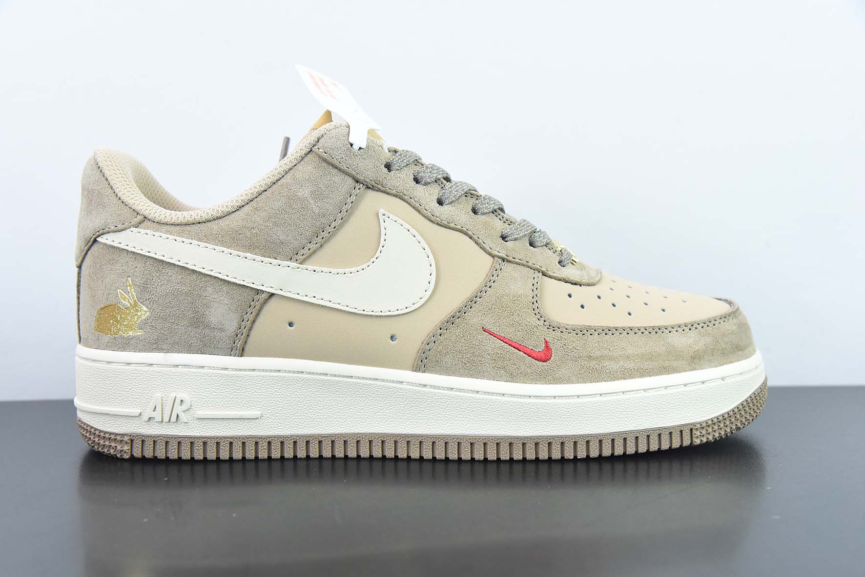 NIke Air Force 1 '07 Low “中国年-金兔送福”空军一号 低帮货号:BS9055-814