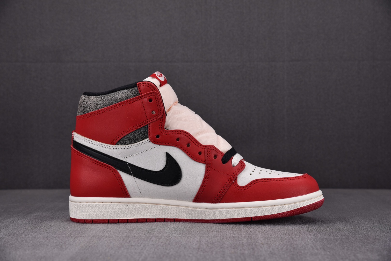 AJ1氧化芝加哥尺码40.5-47.5总裁R版出品-AirJordan1“ChicagoReimagin