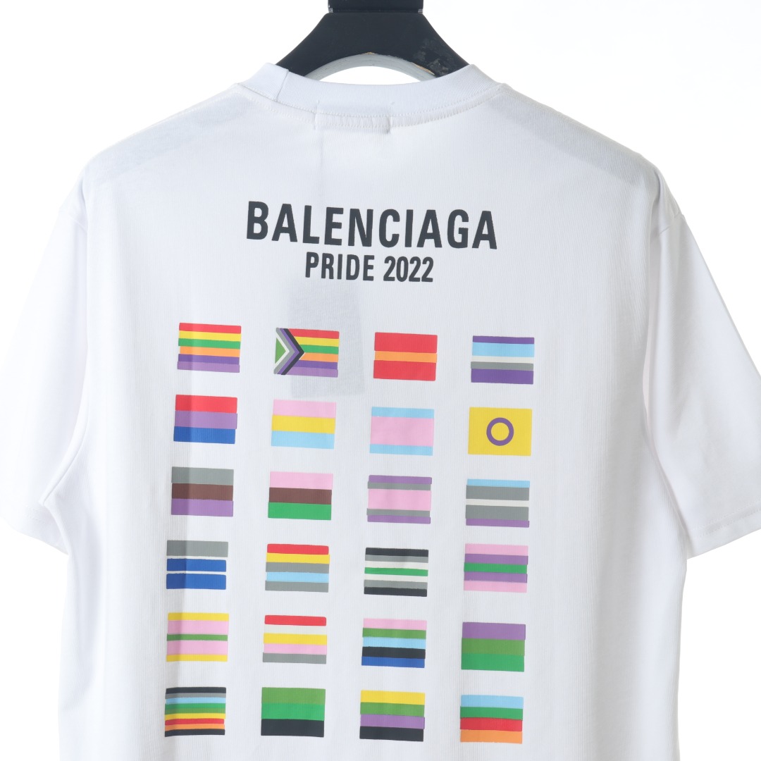 160 BALENCIAGA/巴黎世家BLCG 双人多国国旗印花短袖T恤