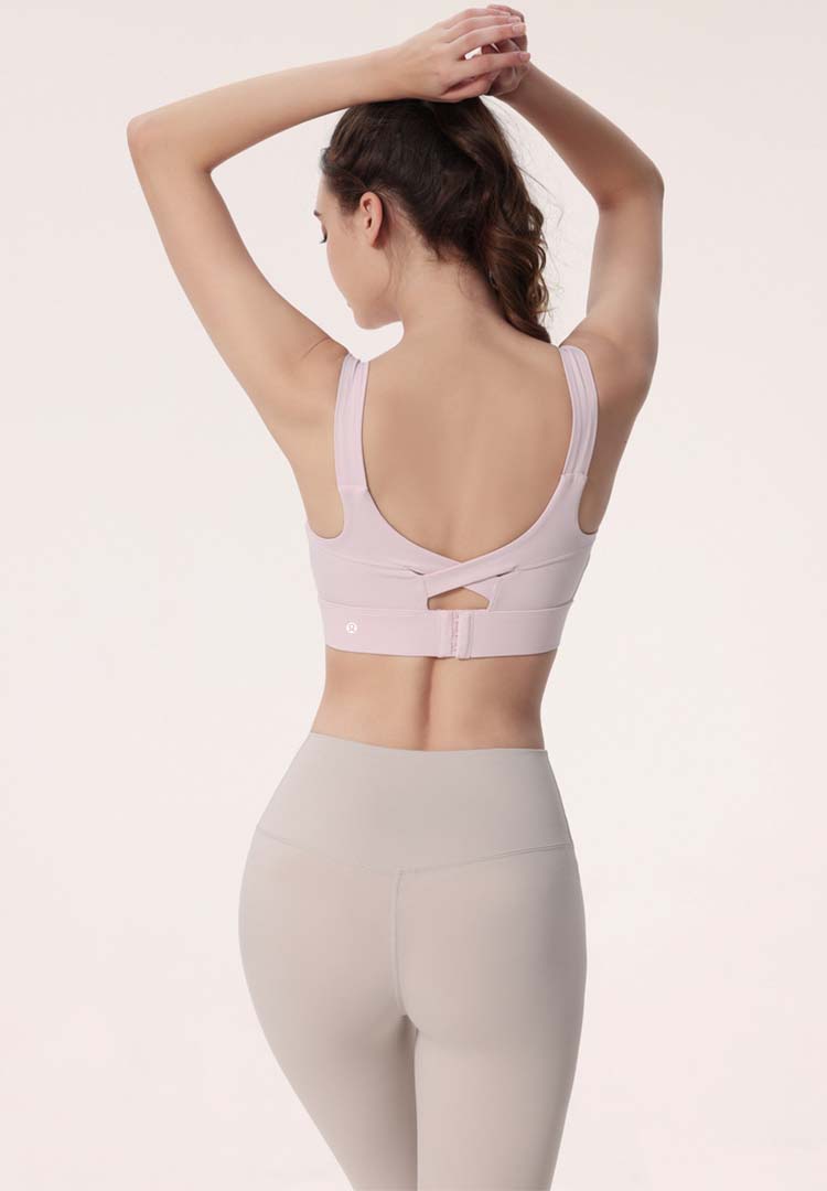 Lululemon sports bra yoga black