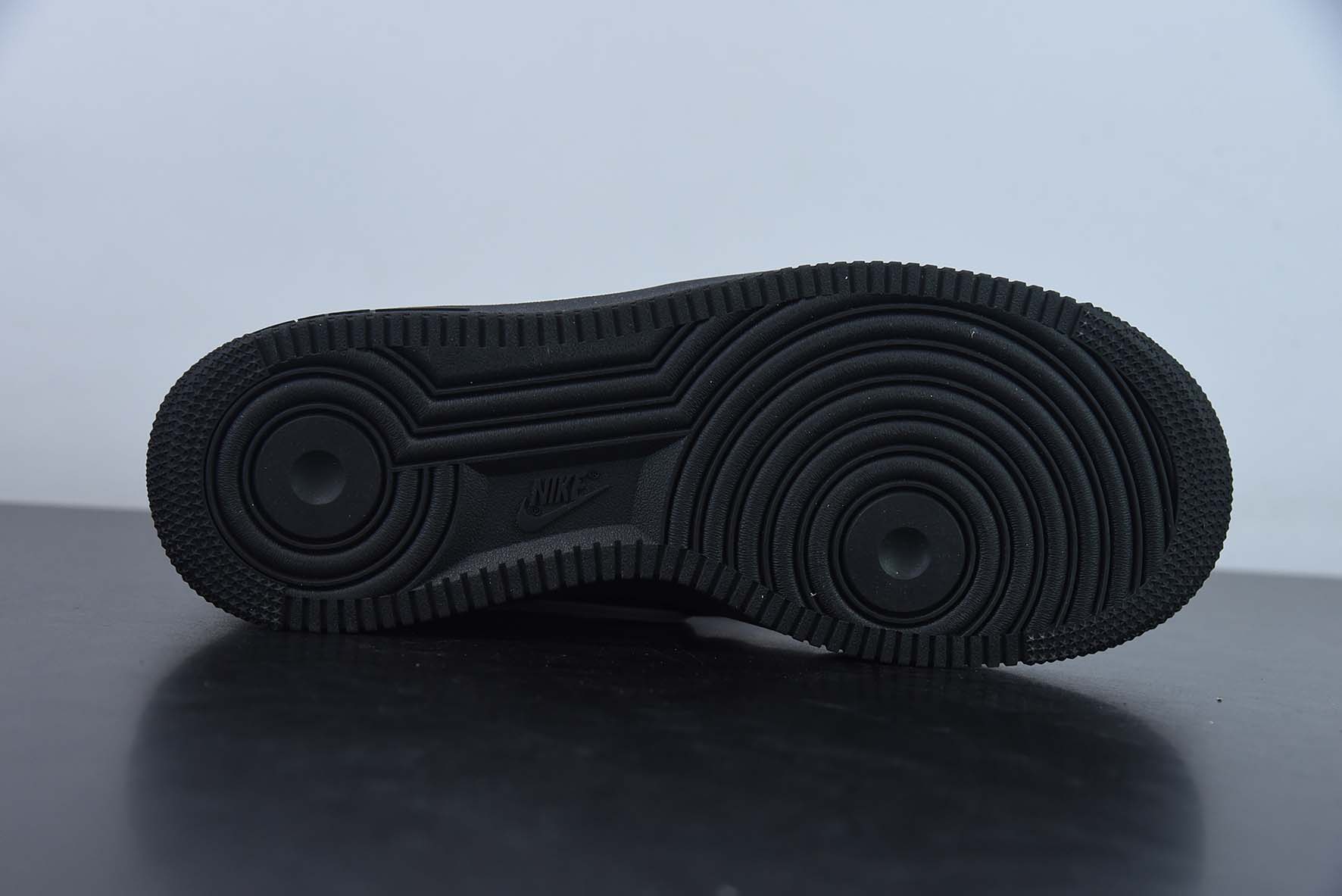 Ambush x Nk Air Force 1'07 Low "Black" 联名款 空军一号低帮休闲板鞋 纯原版本 官方货号: DV3464 001