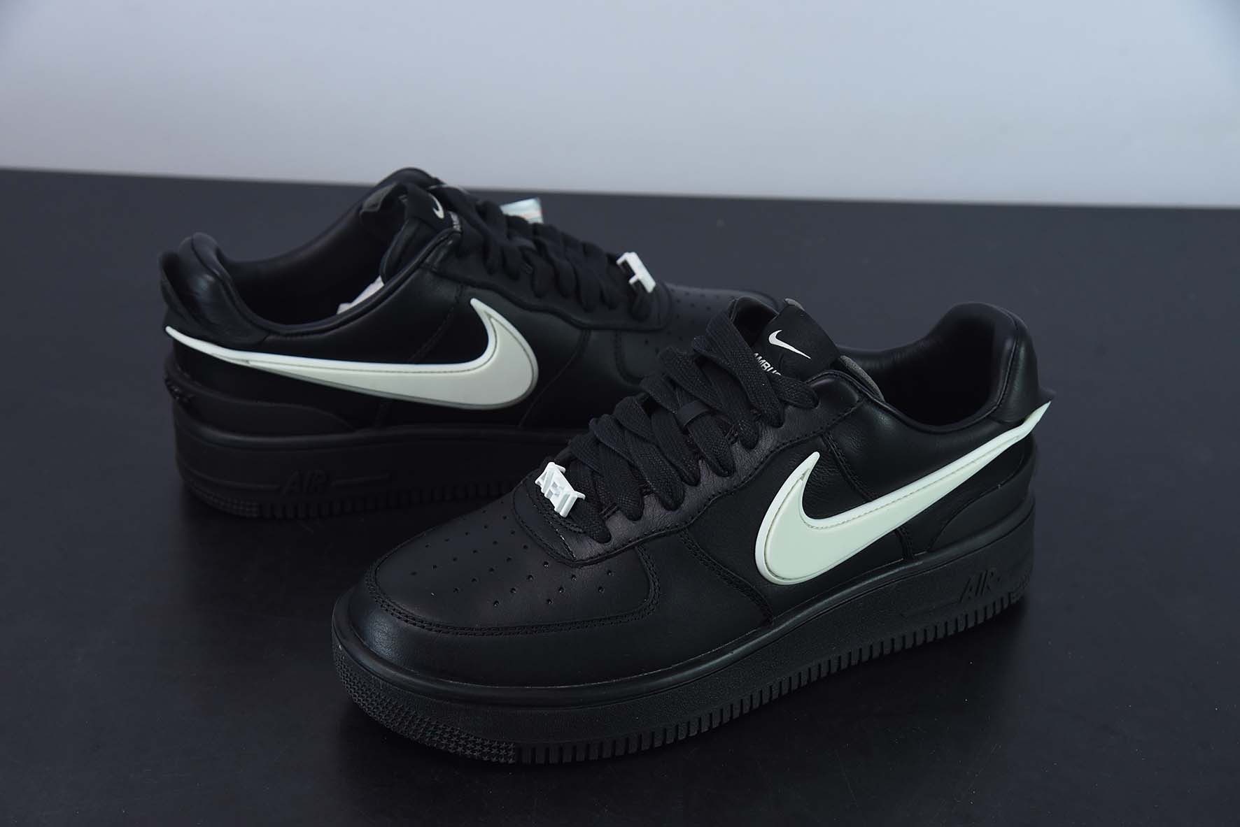 Ambush x Nk Air Force 1'07 Low "Black" 联名款 空军一号低帮休闲板鞋 纯原版本 官方货号: DV3464 001