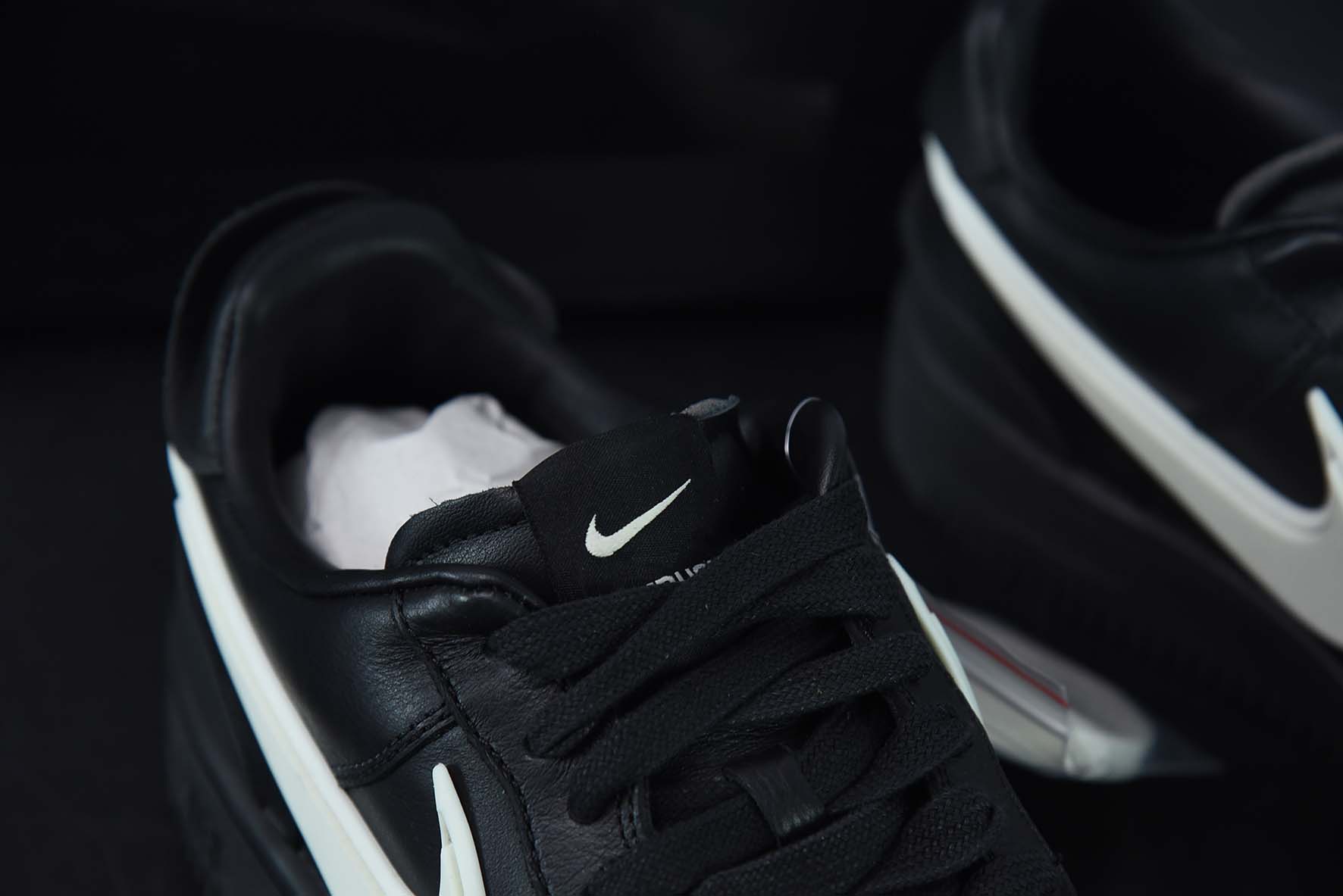 Ambush x Nk Air Force 1'07 Low "Black" 联名款 空军一号低帮休闲板鞋 纯原版本 官方货号: DV3464 001
