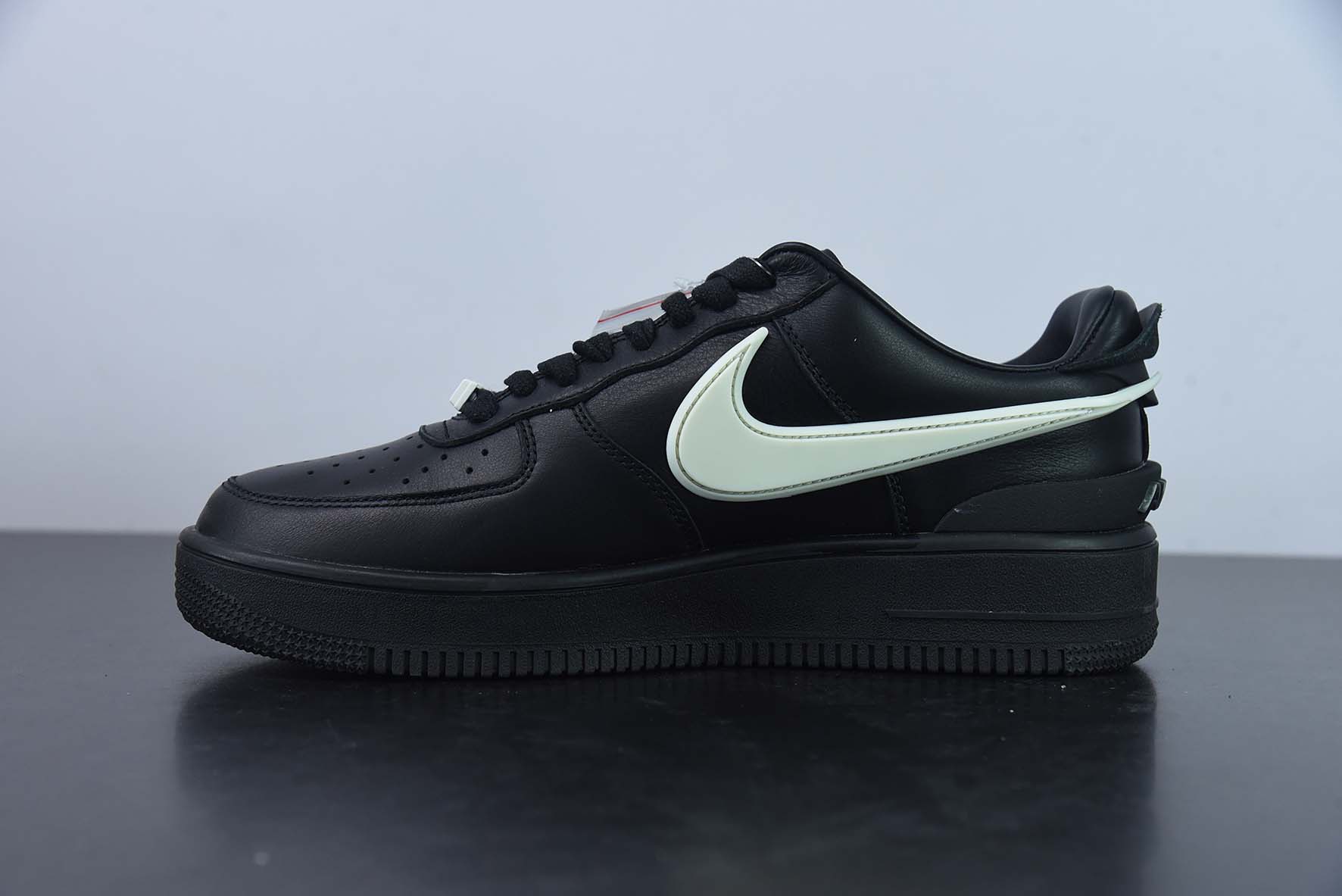 Ambush x Nk Air Force 1'07 Low "Black" 联名款 空军一号低帮休闲板鞋 纯原版本 官方货号: DV3464 001