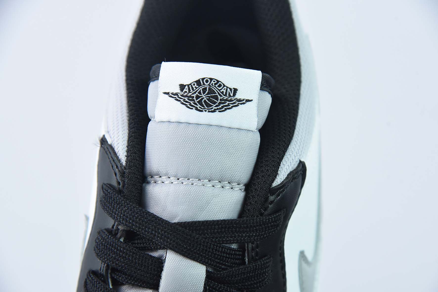 Air Jordan Legacy AJ312 灰白黑男子运动鞋 货号:CD7069-105