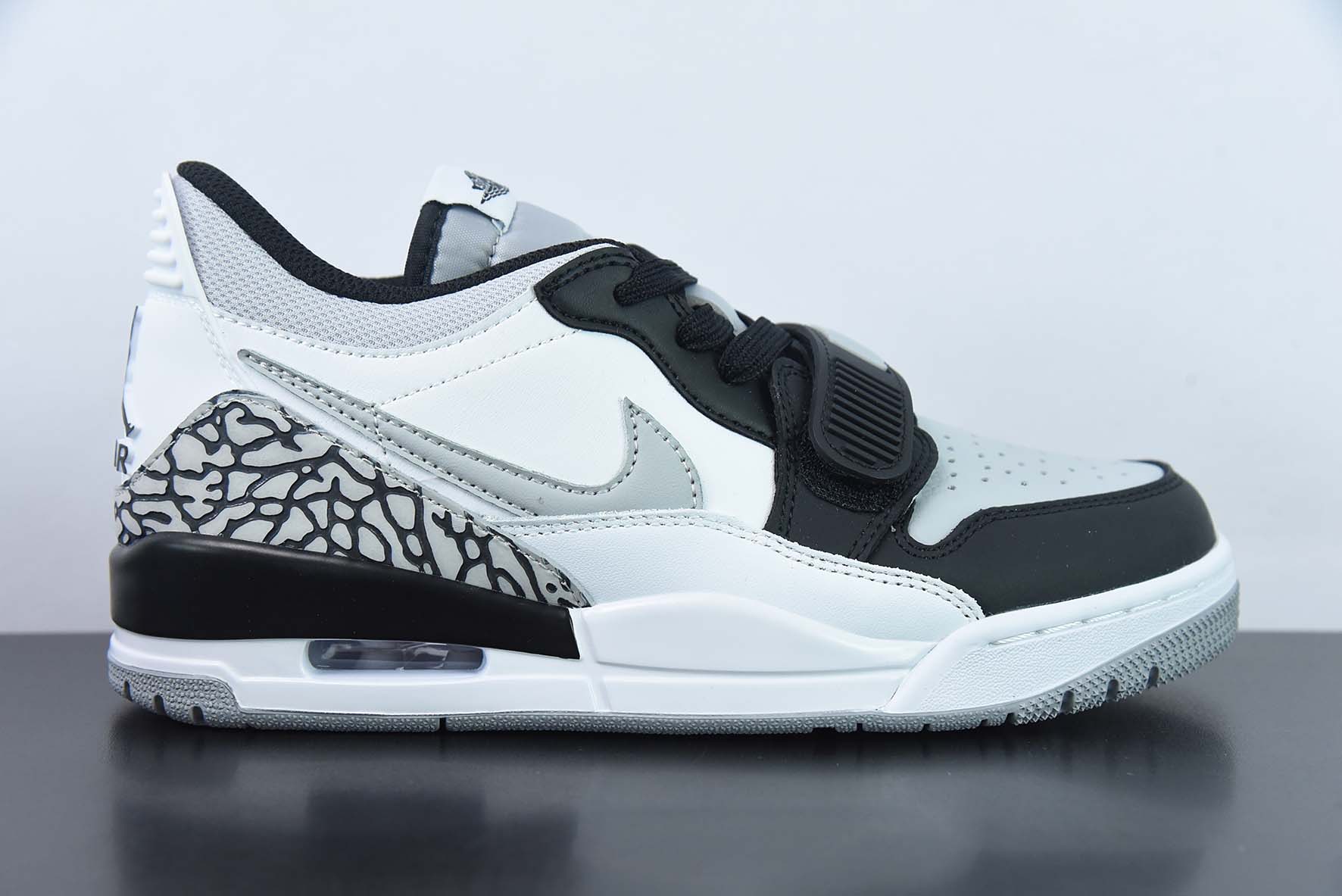 Air Jordan Legacy AJ312 灰白黑男子运动鞋 货号:CD7069-105
