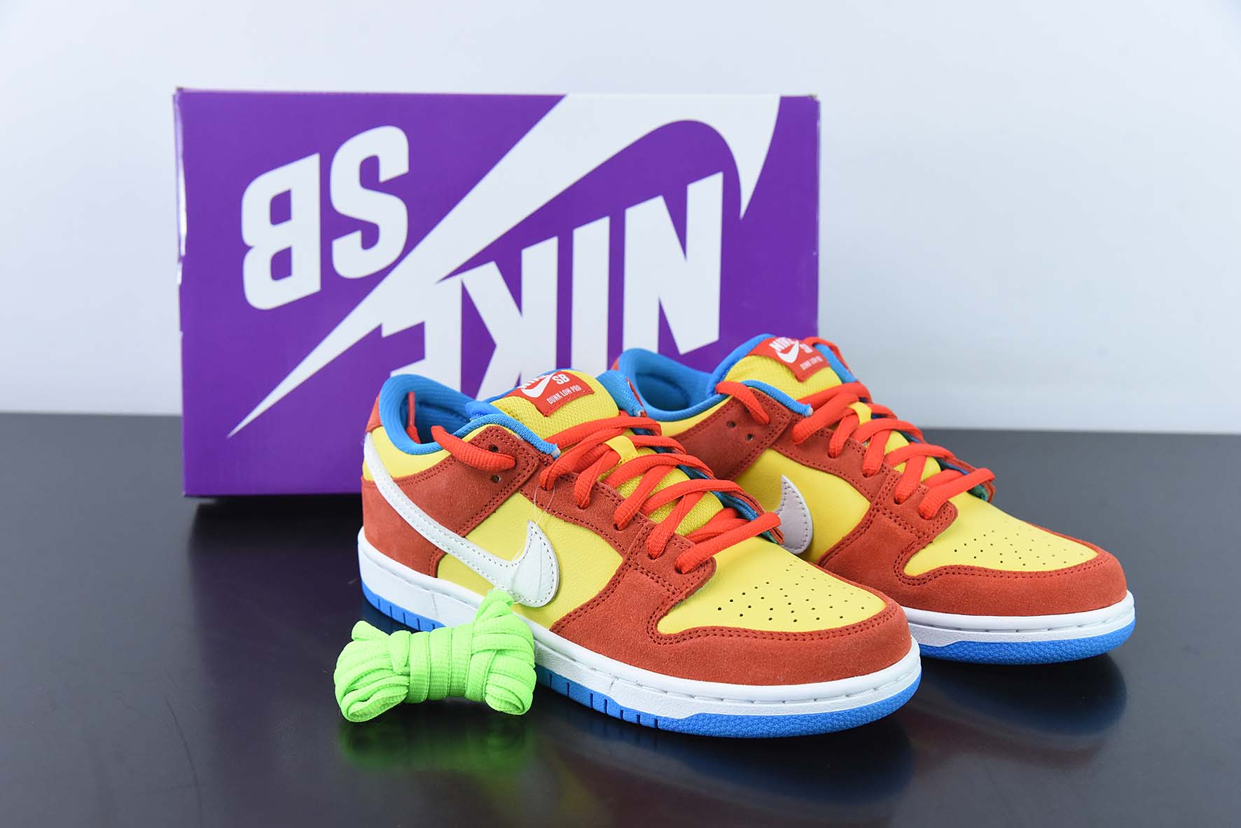 耐克Nike SB Dunk Low"Bart Simpson"扣篮系列低帮休闲运动滑板板鞋“辛普森黄橙蓝” 货号:BQ6817-602