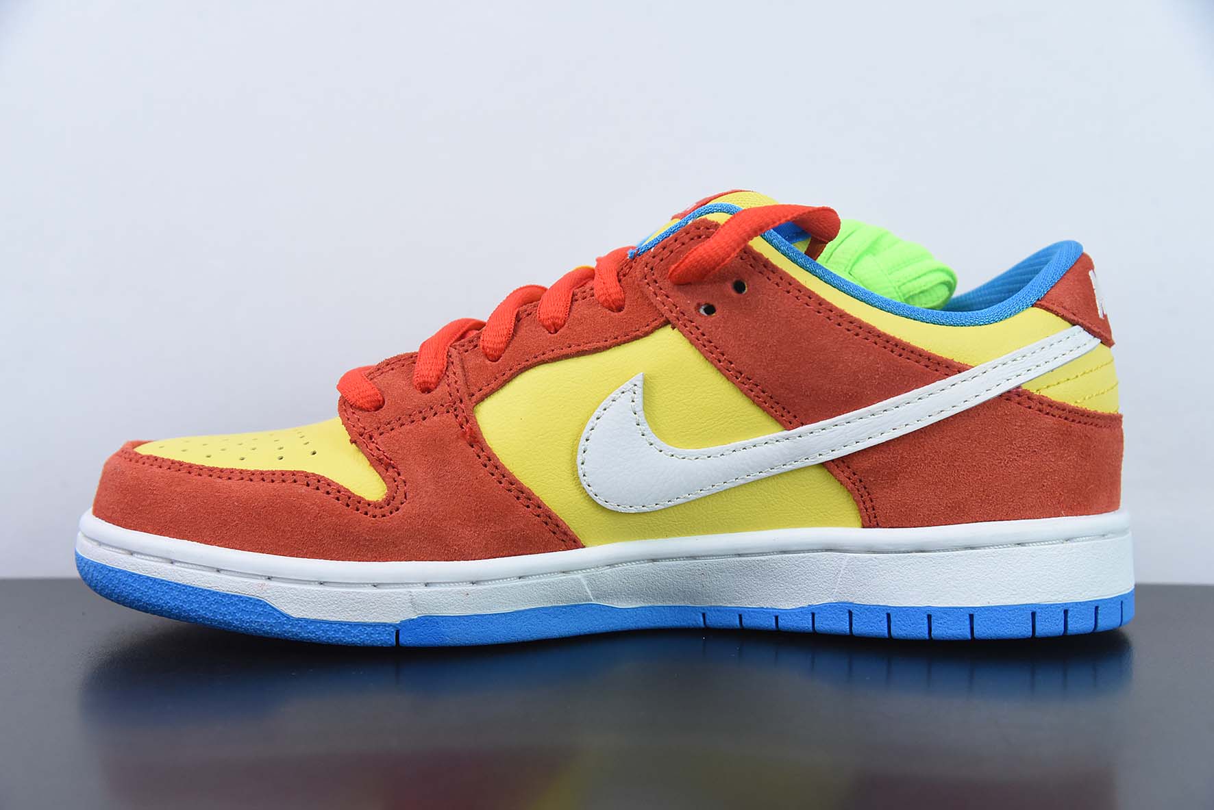 耐克Nike SB Dunk Low"Bart Simpson"扣篮系列低帮休闲运动滑板板鞋“辛普森黄橙蓝” 货号:BQ6817-602