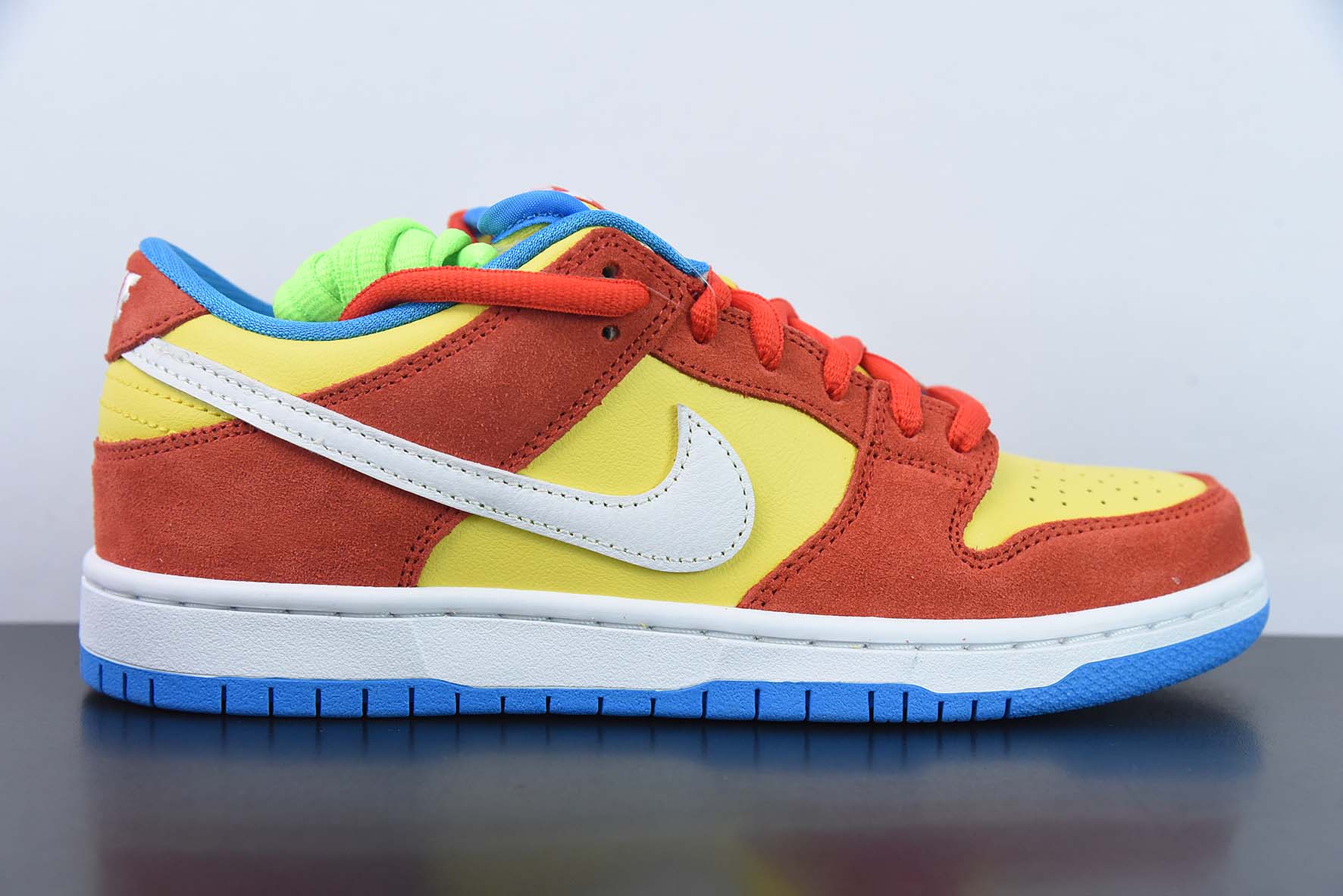 耐克Nike SB Dunk Low"Bart Simpson"扣篮系列低帮休闲运动滑板板鞋“辛普森黄橙蓝” 货号:BQ6817-602