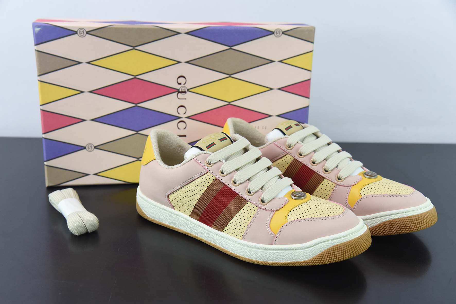 Gucci Distressed Screener sneaker古驰小脏鞋系列