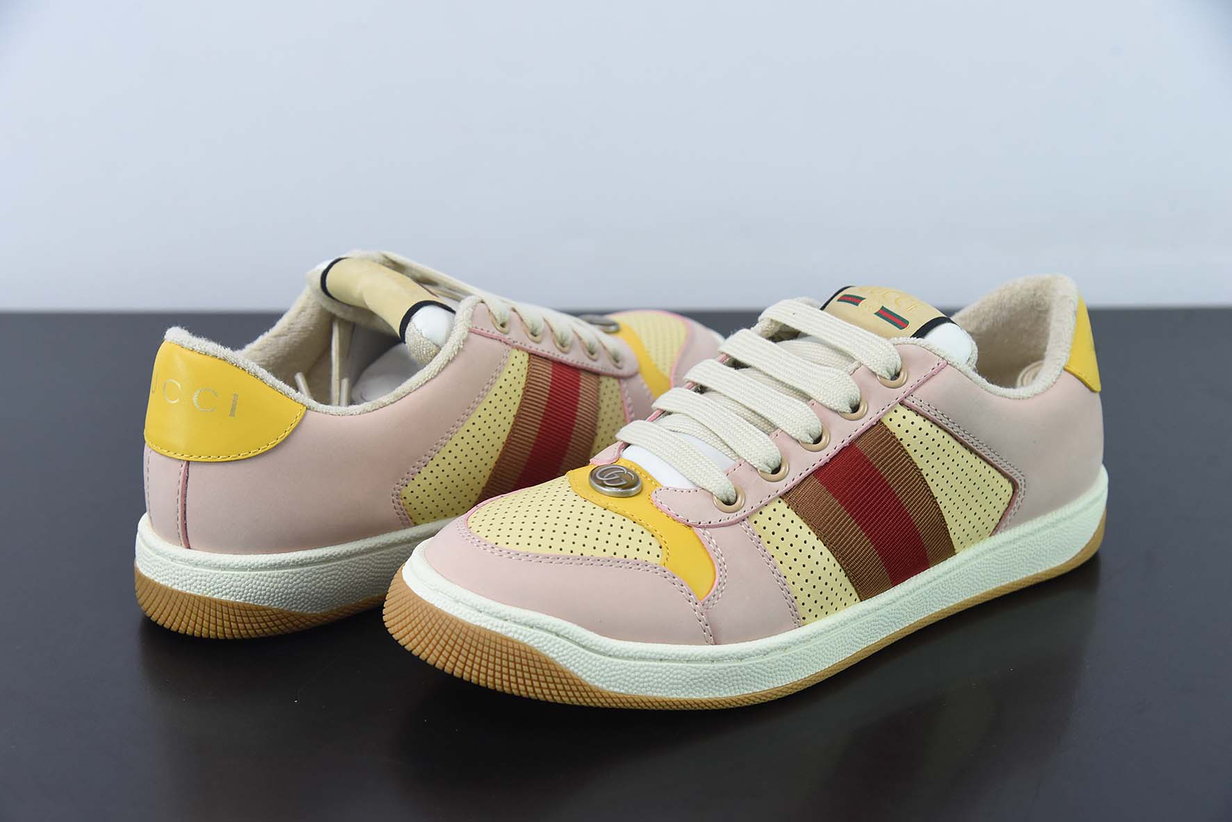 Gucci Distressed Screener sneaker古驰小脏鞋系列