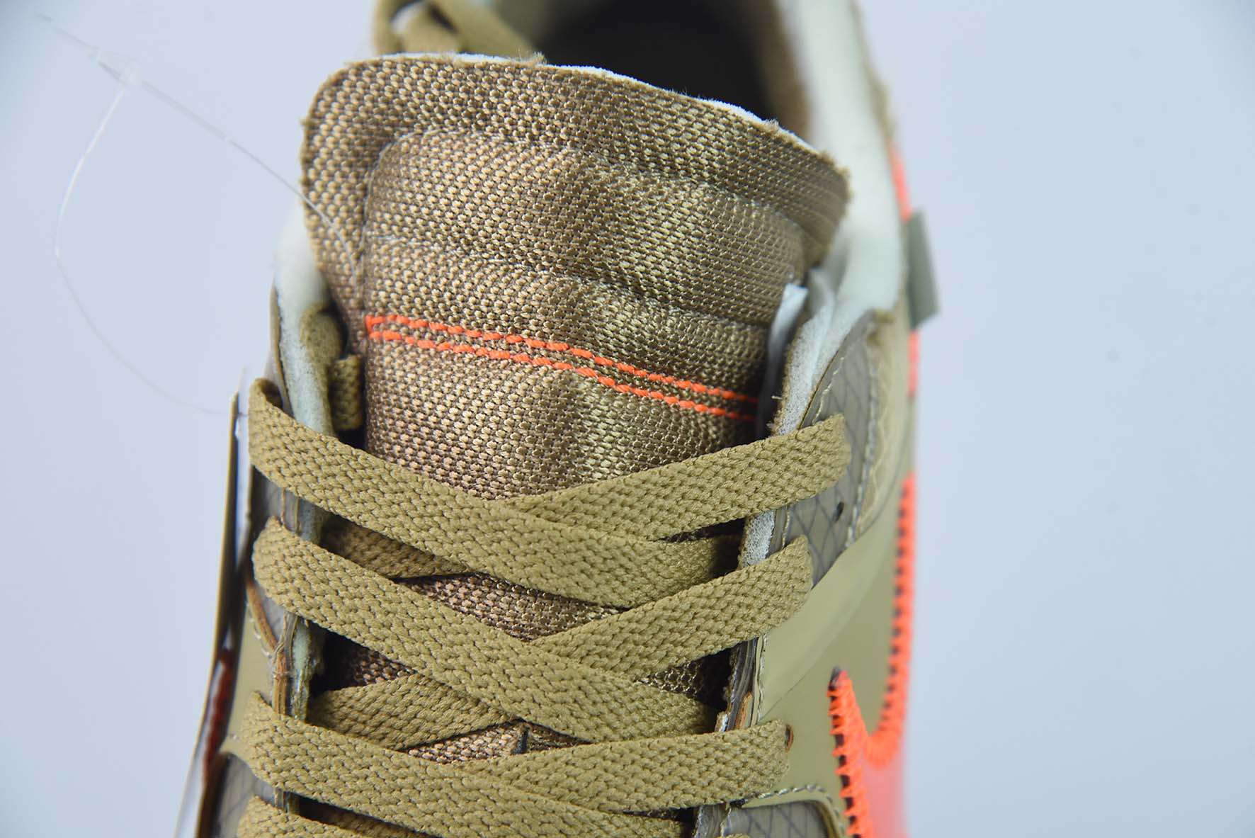 Off-White X Nike Air MAX90 GPX 联名款  沙漠黄男士运动鞋  货号：AA7293 200