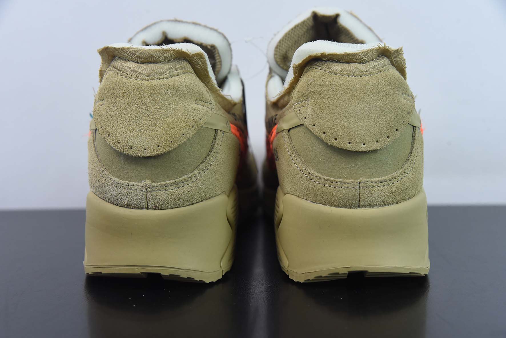 Off-White X Nike Air MAX90 GPX 联名款  沙漠黄男士运动鞋  货号：AA7293 200