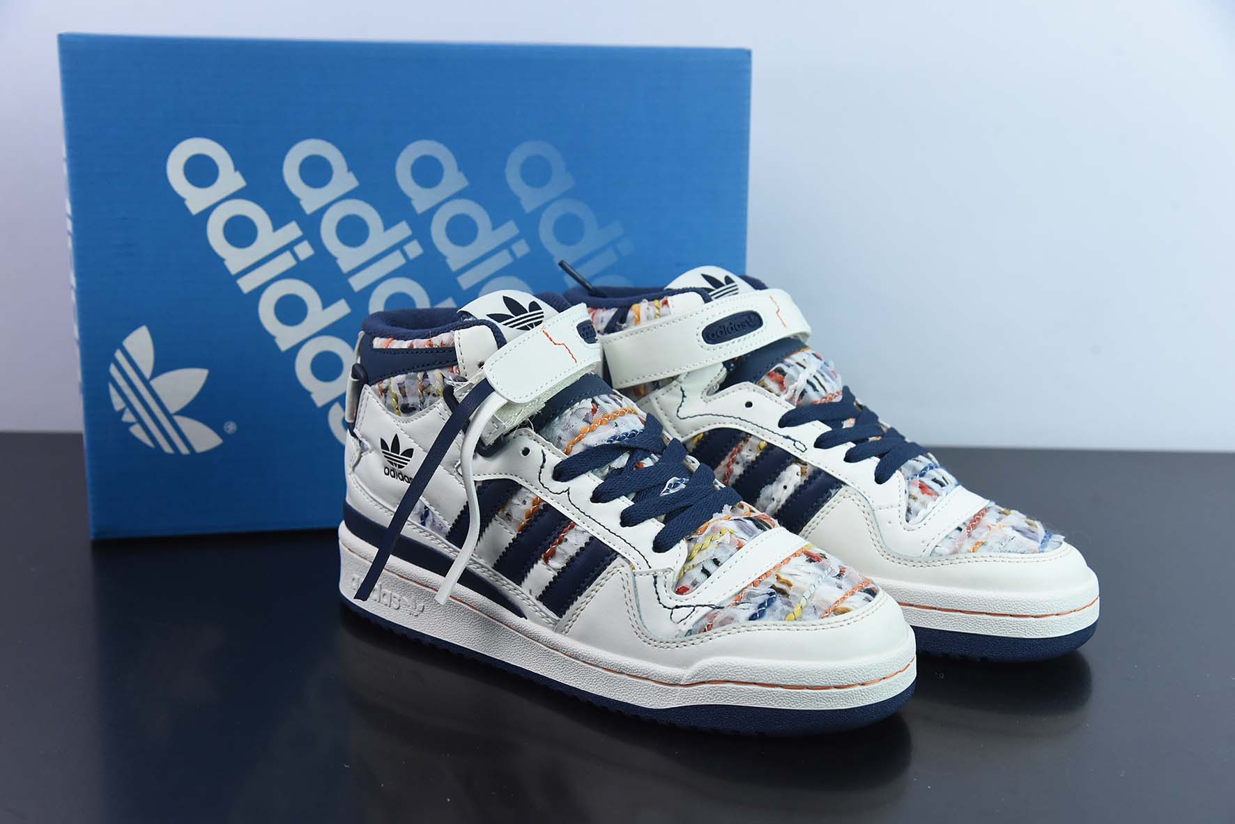 Adidas Originals  Forum 84 High 斑斓 复古高帮百搭潮流休闲运动板鞋。货号：GX3958