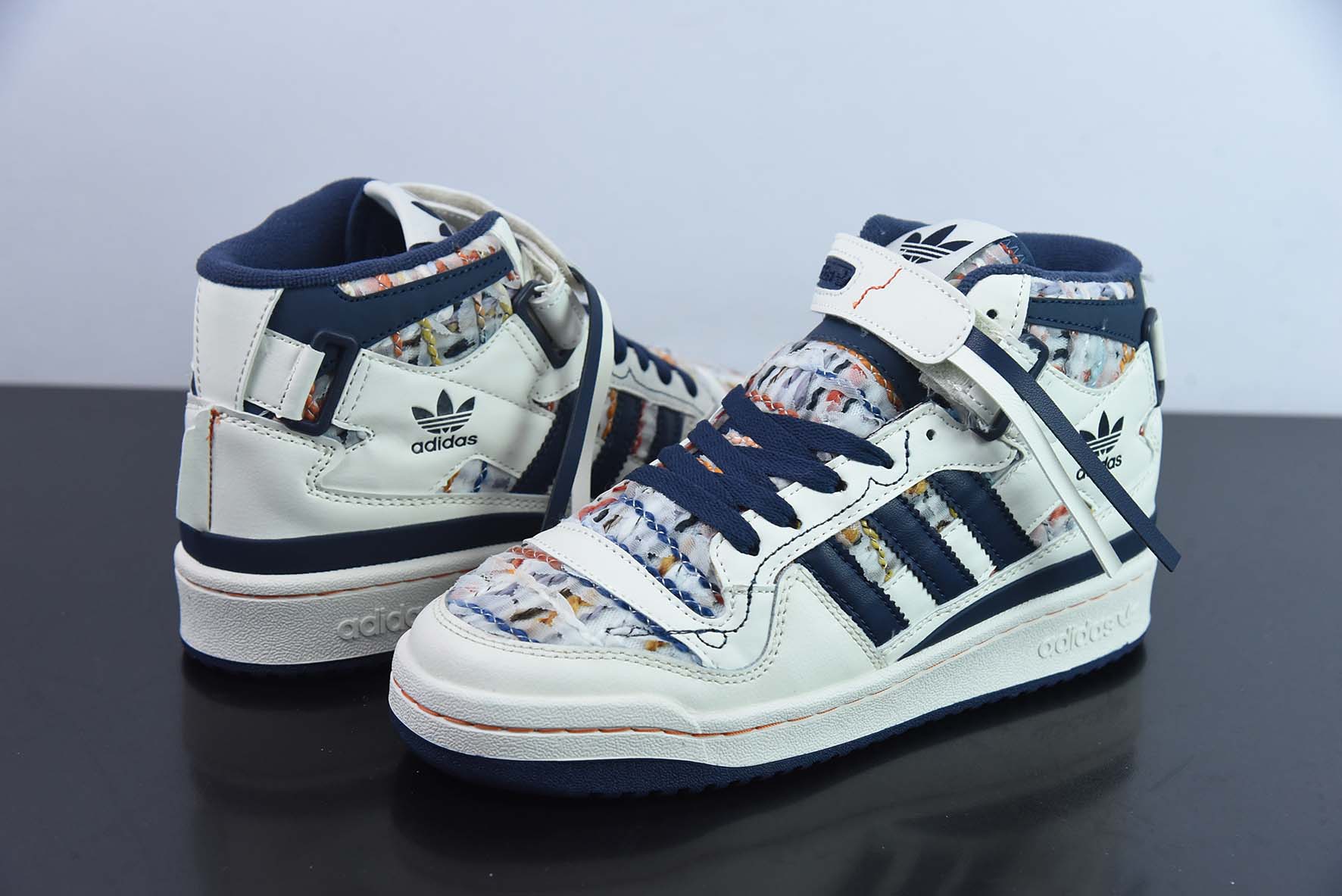 Adidas Originals  Forum 84 High 斑斓 复古高帮百搭潮流休闲运动板鞋。货号：GX3958