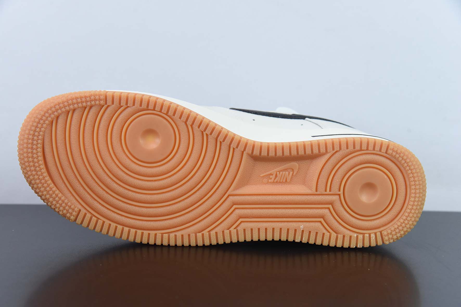 Nk Air Force 1'07 Low 奶油黑 空军一号低帮休闲板鞋 货号：ML2022-116