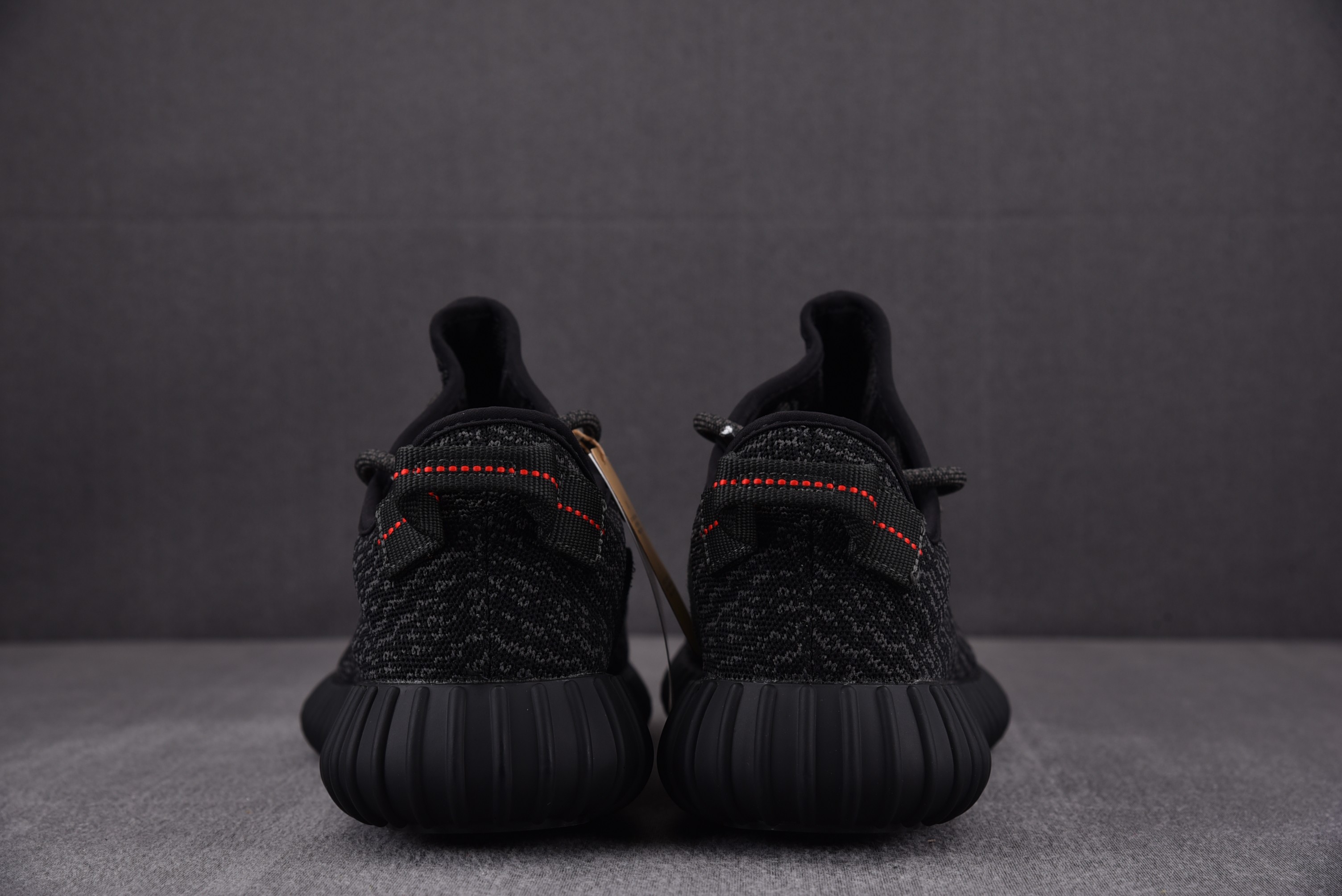 Yeezy350初代黑色尺码:36-