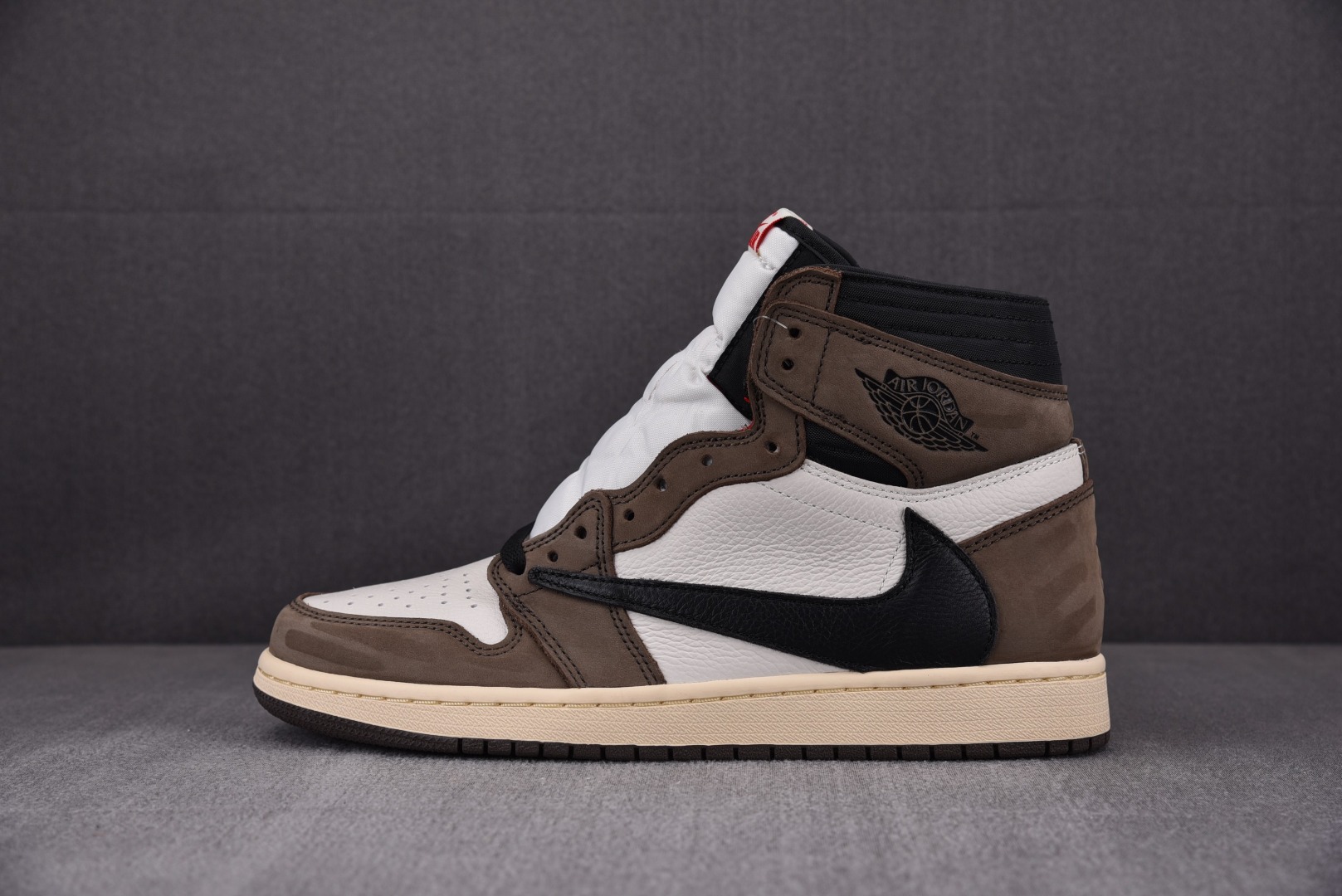 AJ1深棕倒钩高帮鞋码36-47.5纯原版出品-AirJordan1TravisScottAJ1TS深棕