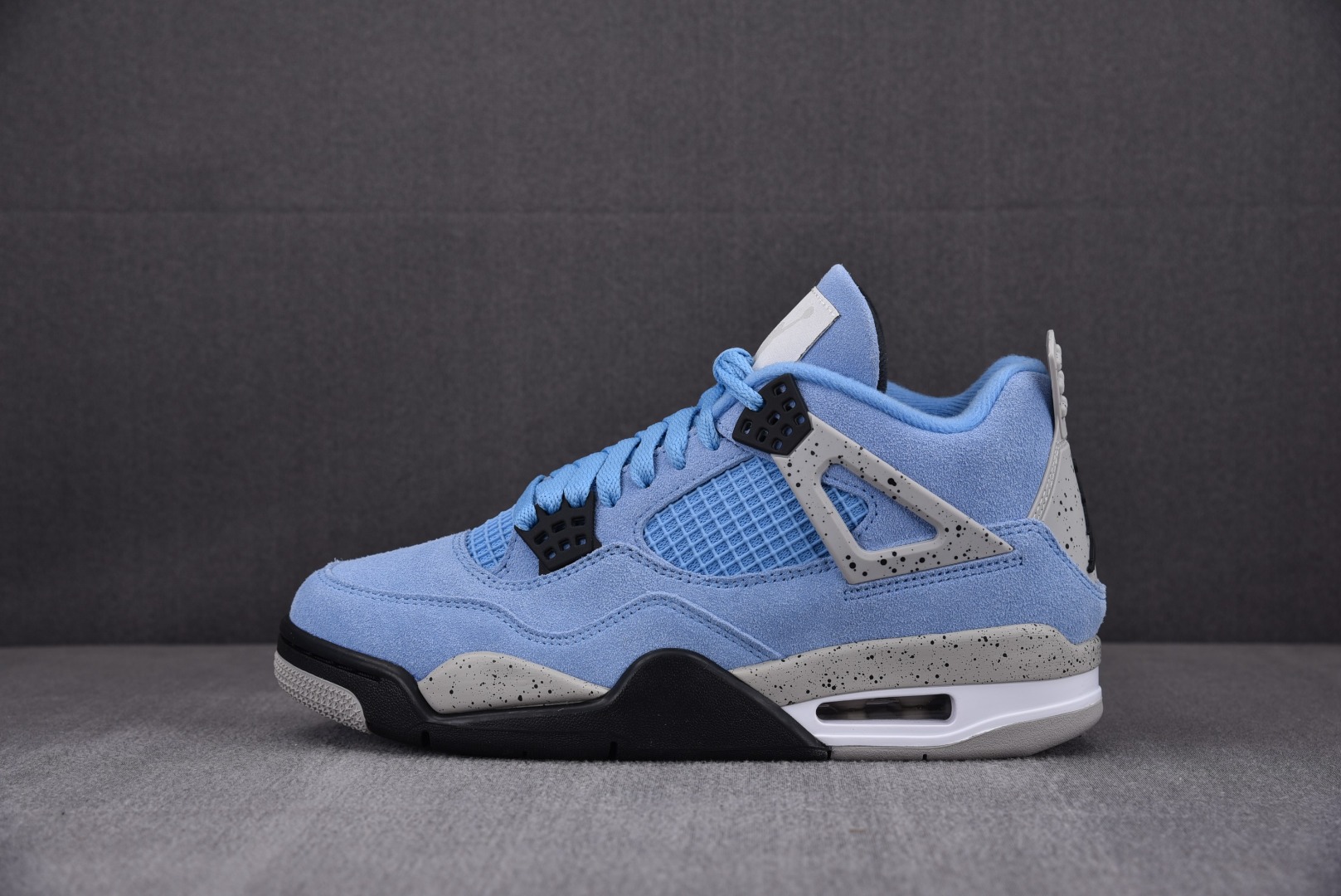 AJ4大学蓝鞋码40-48.5总裁R版出品-AirJordan4Retro“UniversityBlue